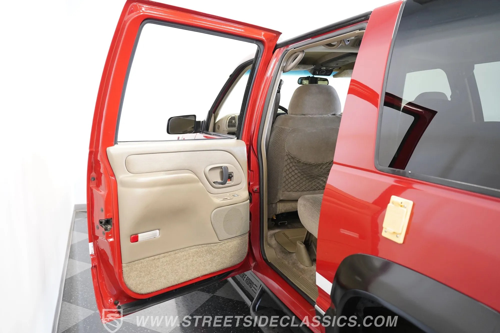 1999 Chevrolet Suburban 2500 4×4