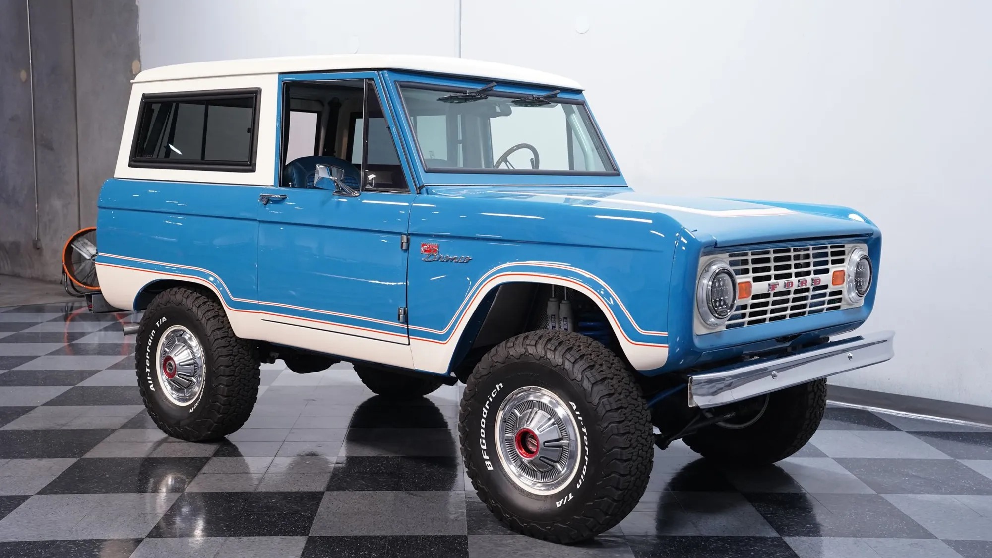 7.3L Diesel-Powered 1976 Ford Bronco Ranger