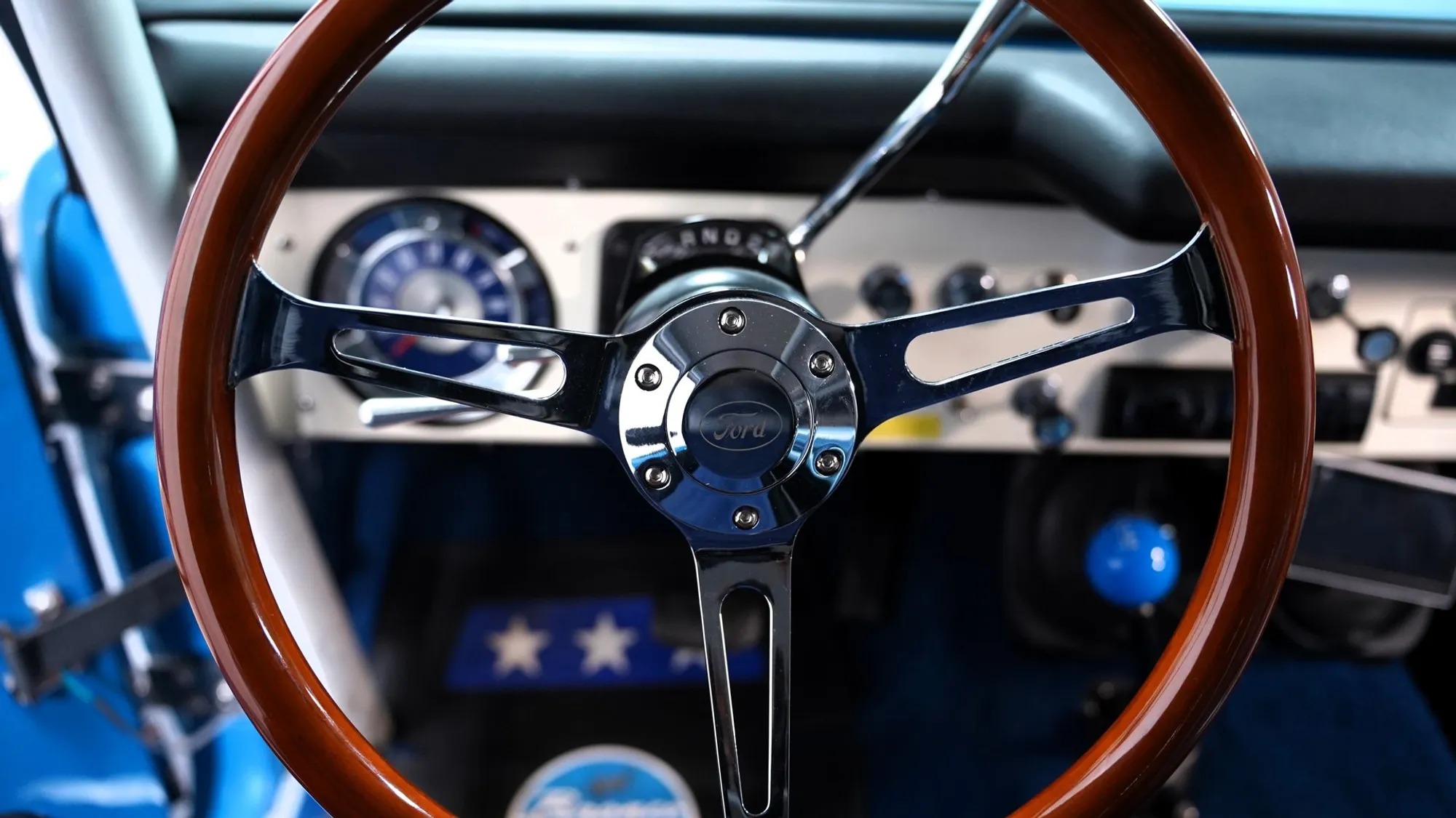 7.3L Diesel-Powered 1976 Ford Bronco Ranger