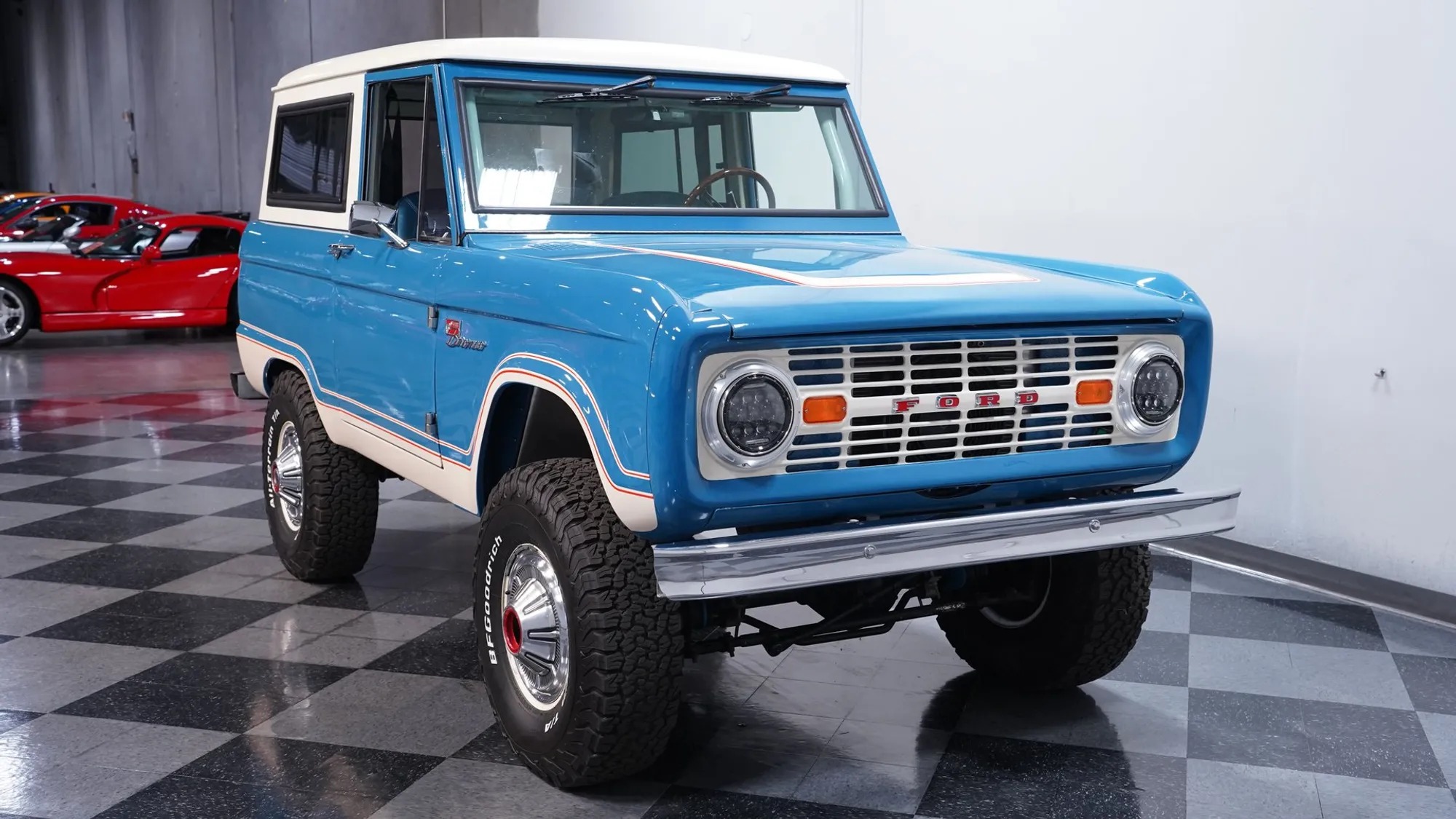 7.3L Diesel-Powered 1976 Ford Bronco Ranger