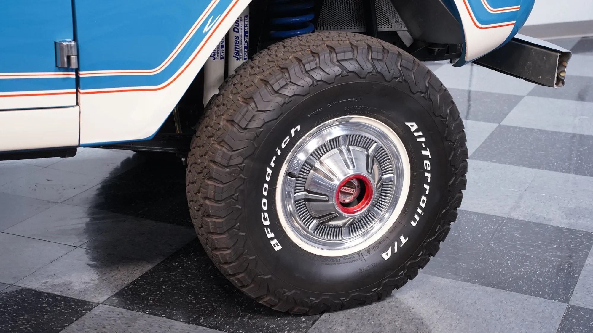 7.3L Diesel-Powered 1976 Ford Bronco Ranger