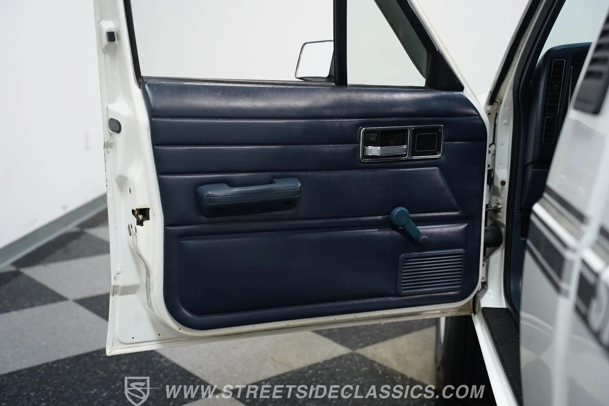 86k-Mile 1989 Jeep Comanche