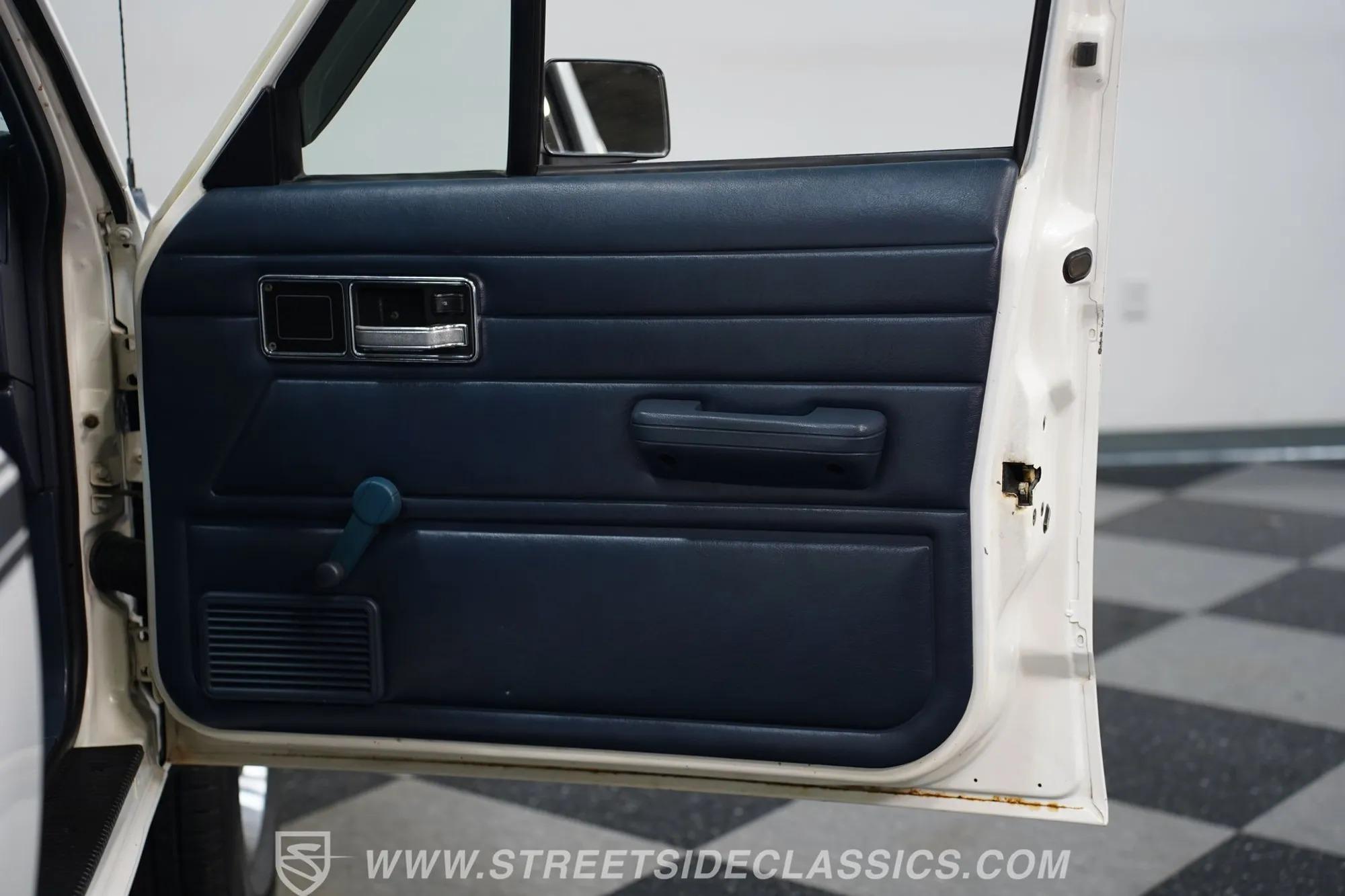 86k-Mile 1989 Jeep Comanche