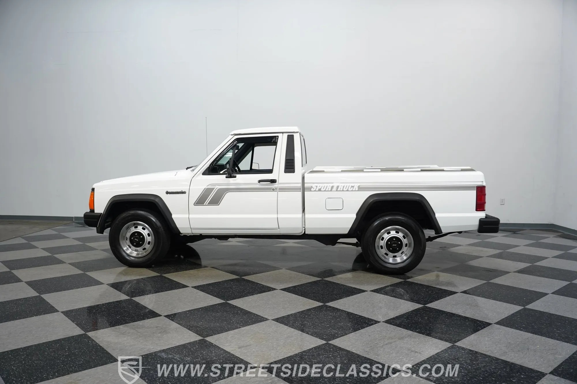 1989 Jeep Comanche - 2