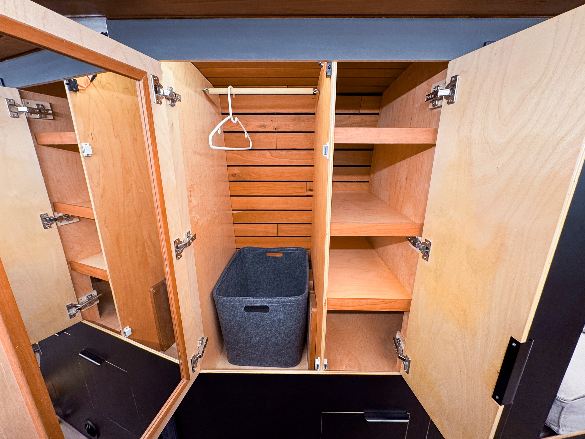 2026 Mercedes-Benz Sprinter Stealth Overlander