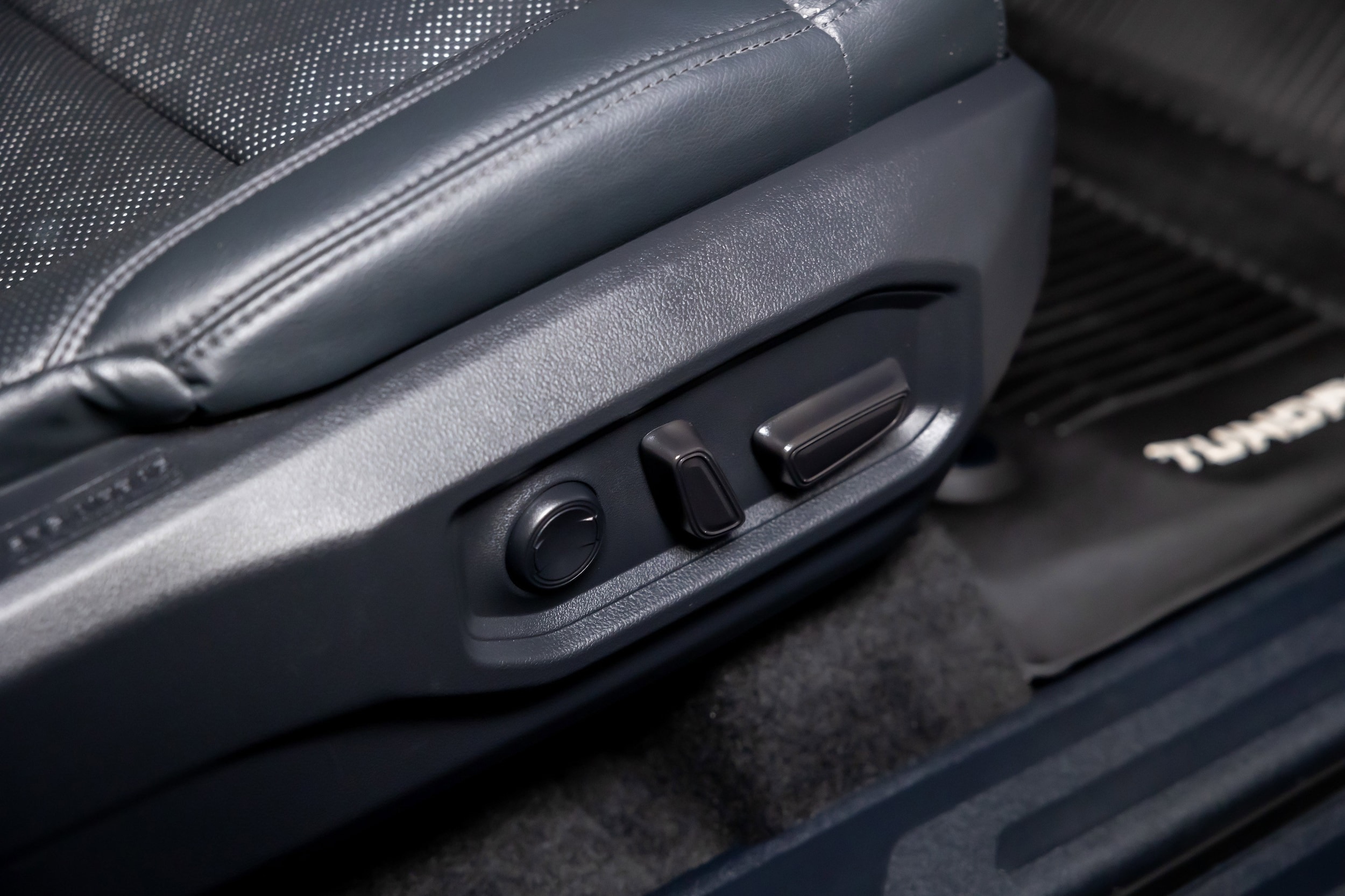 2024 Toyota Tundra SR5 Premium