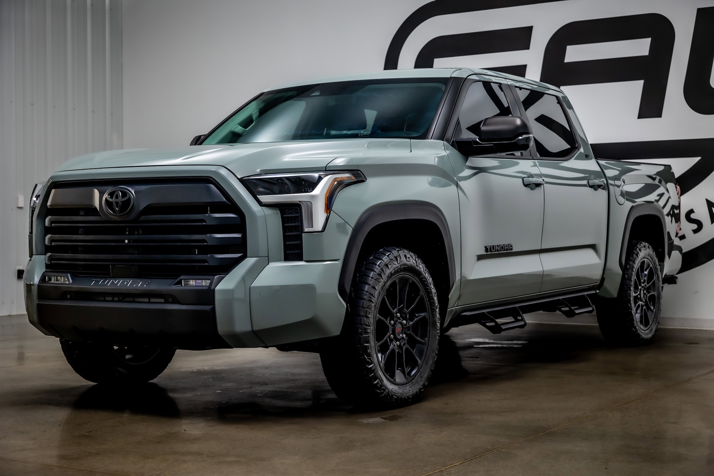 2024 Toyota Tundra SR5 Premium