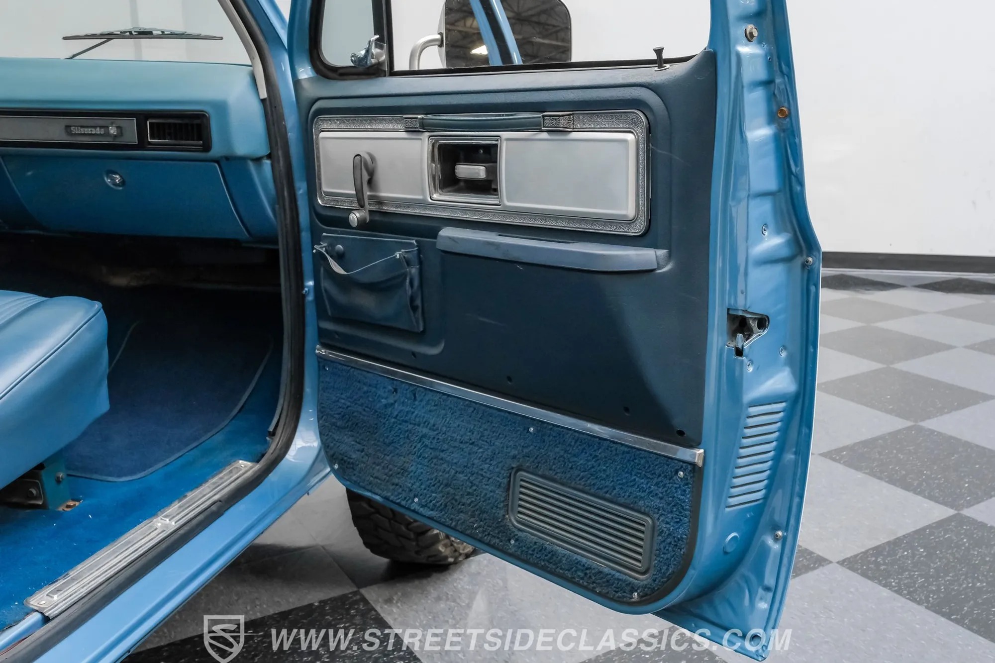 1980 Chevrolet Blazer K5 4×4 Silverado Trailering Special