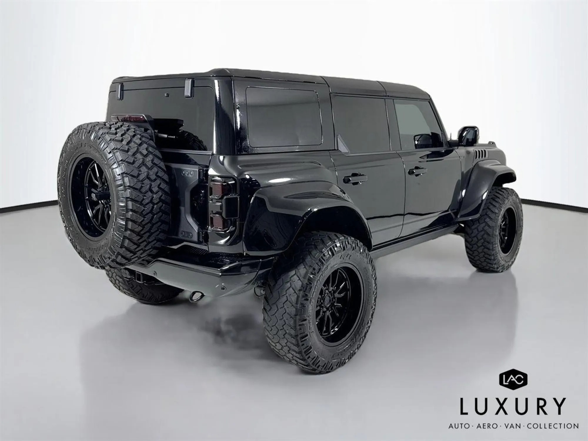 2023 Ford Bronco Raptor - 3