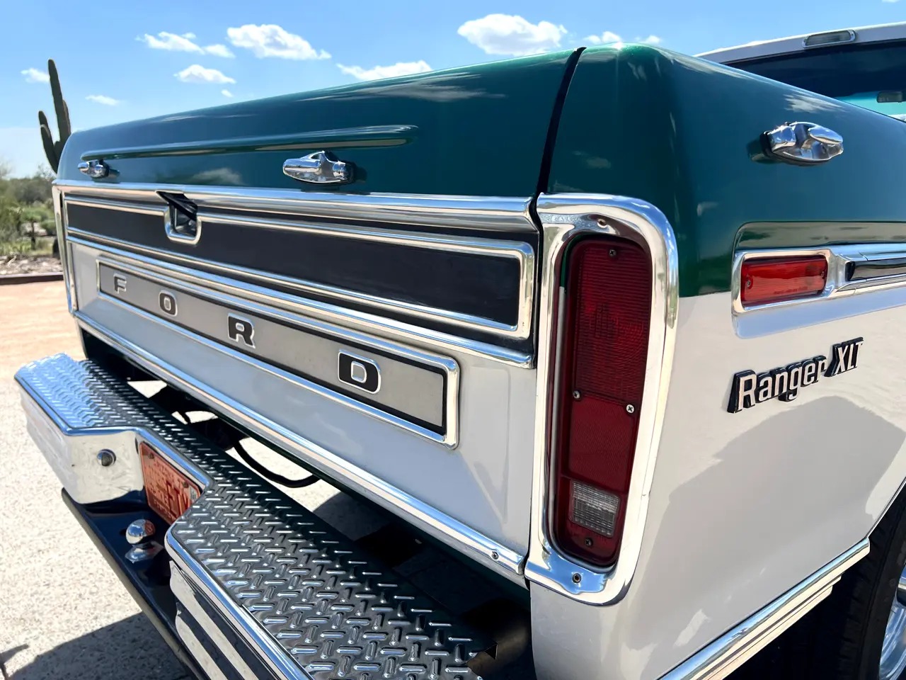 1973 Ford F-250 XLT Supercab