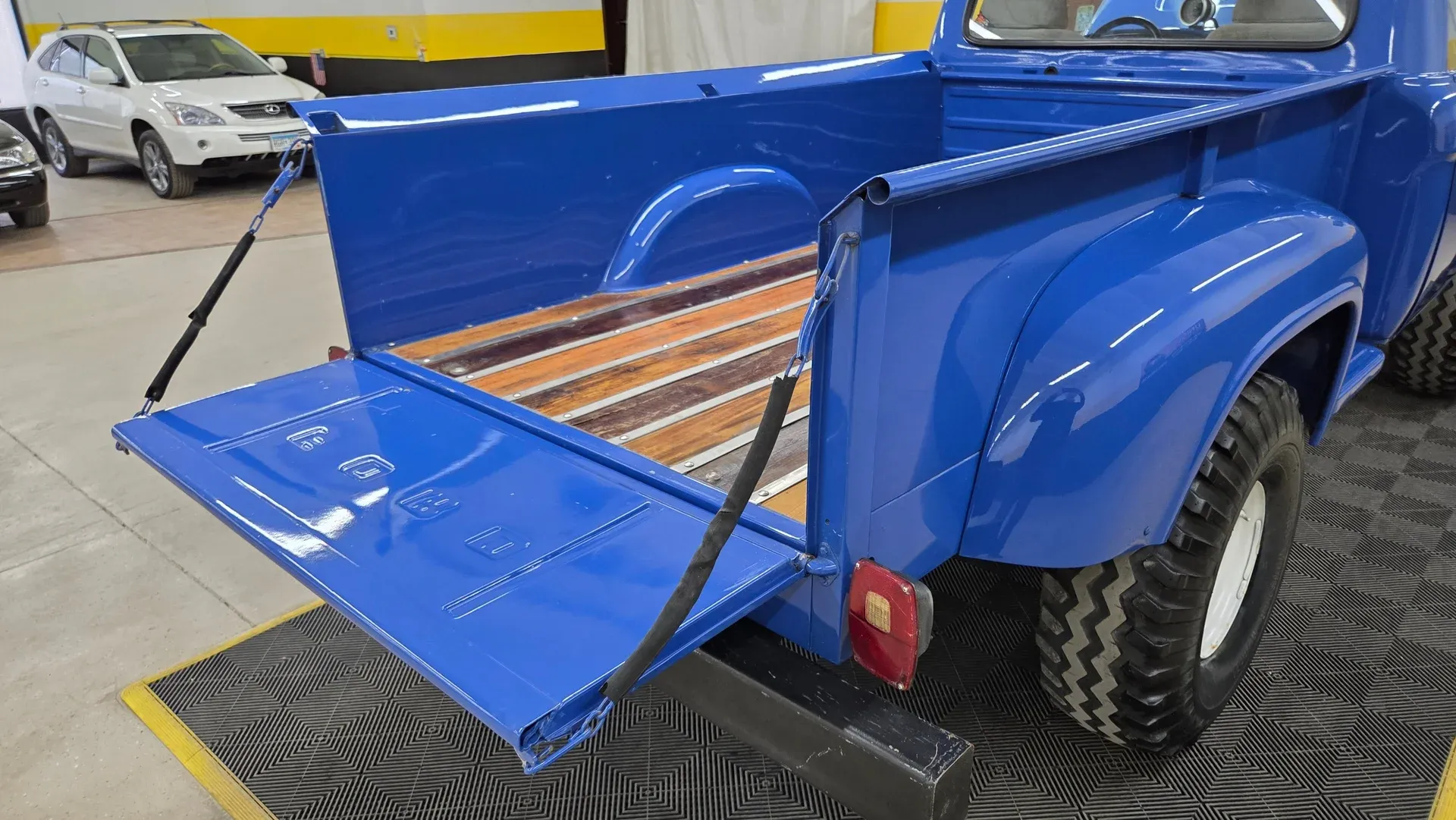 1961 Ford F-250 Stepside 4x4