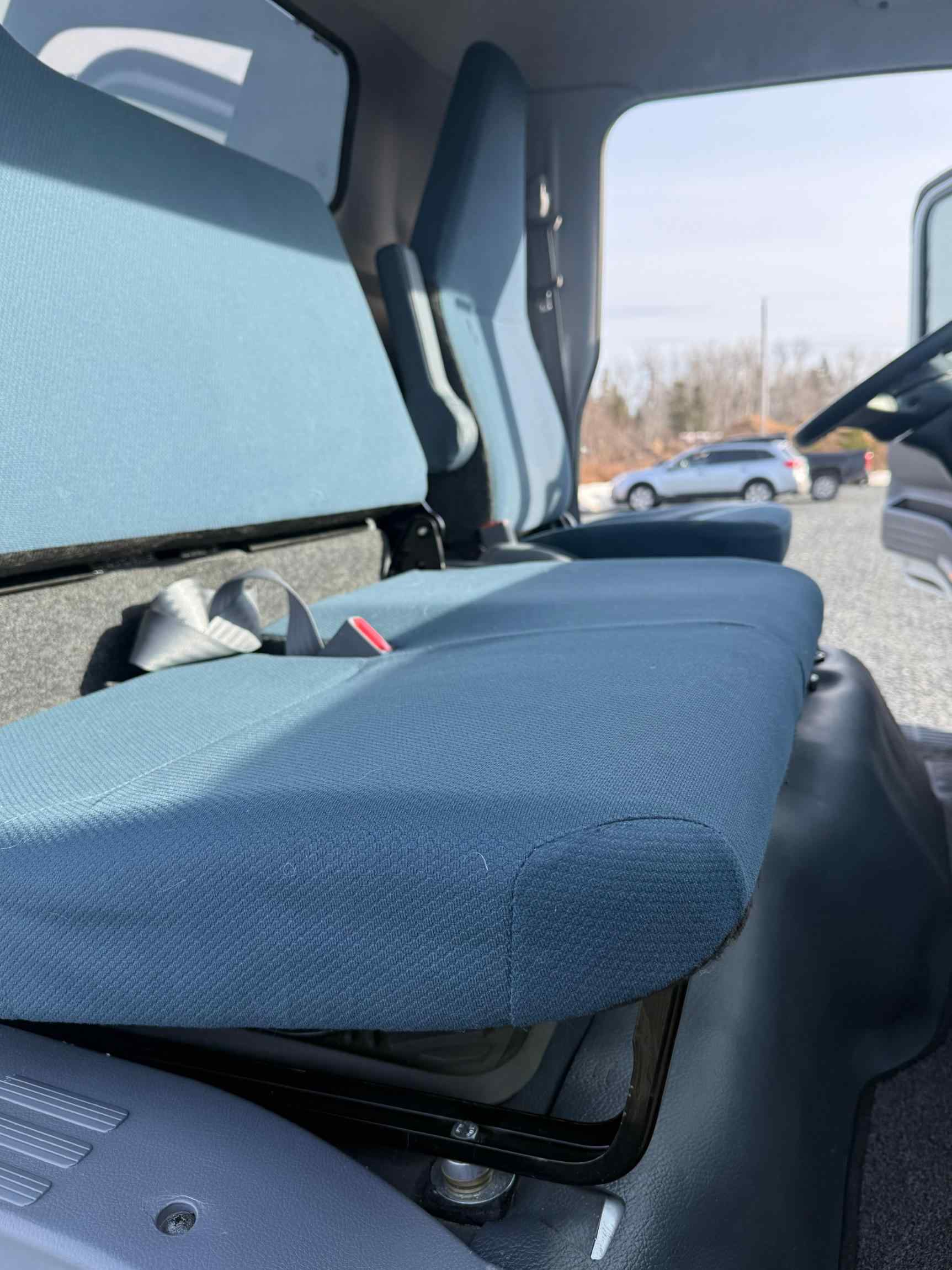 2013 Mitsubishi Fuso Canter FG