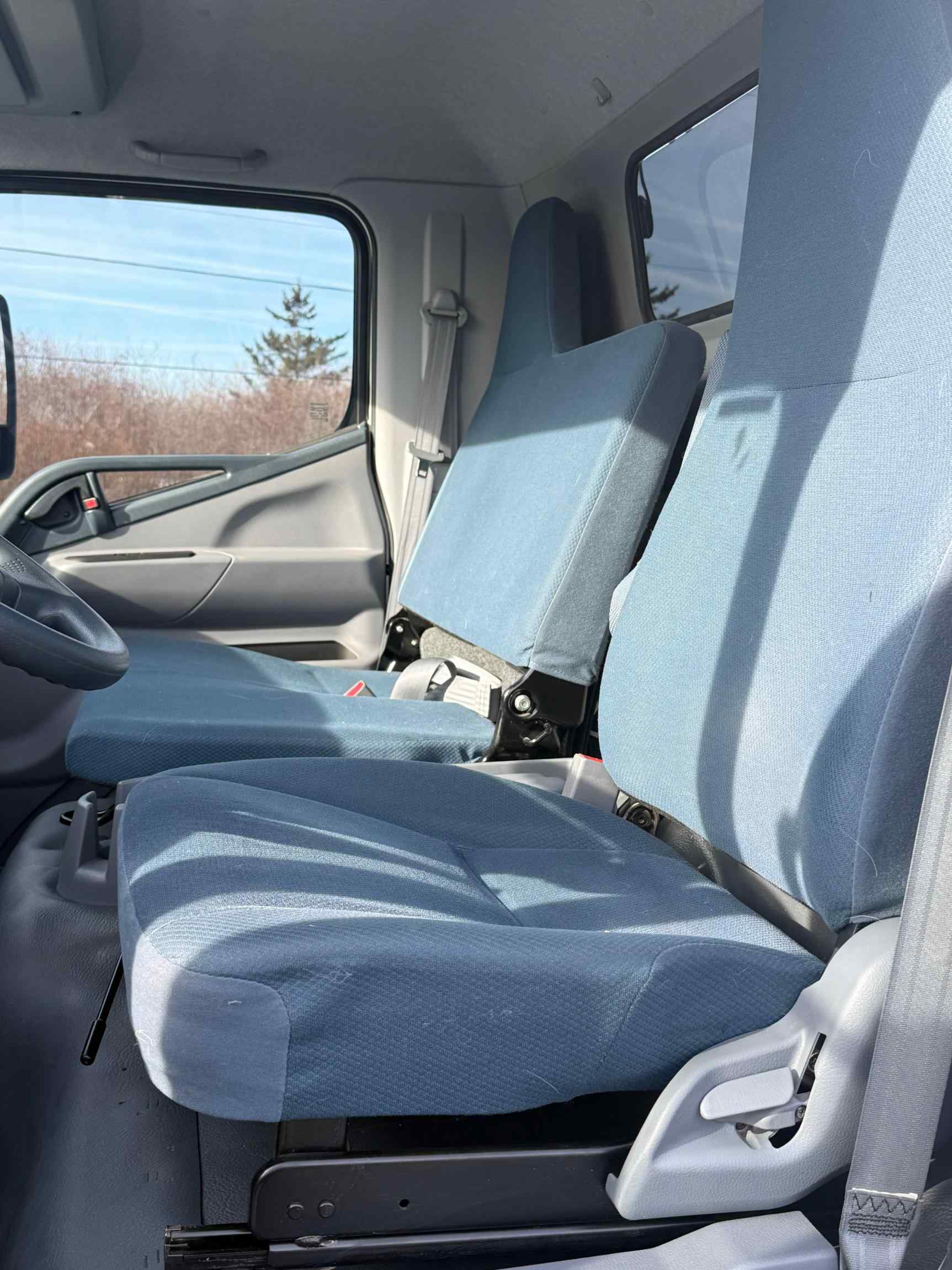 2013 Mitsubishi Fuso Canter FG