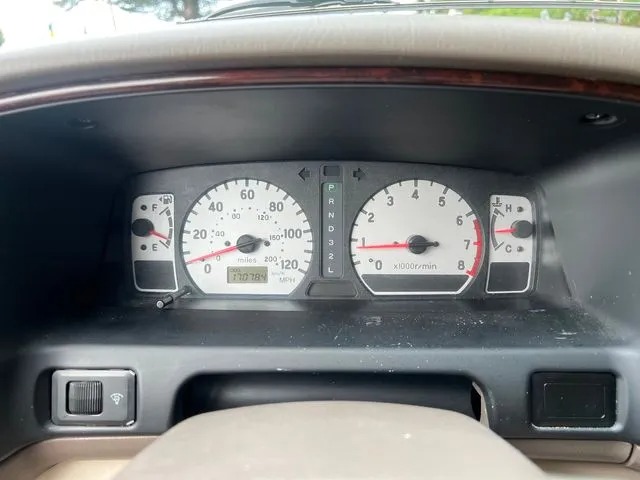 2004 Mitsubishi Montero Sport XLS