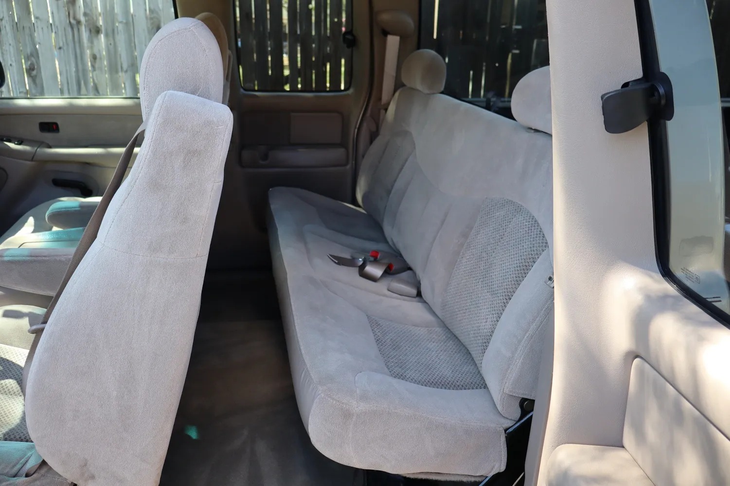 2002 Chevrolet Silverado 1500 LS