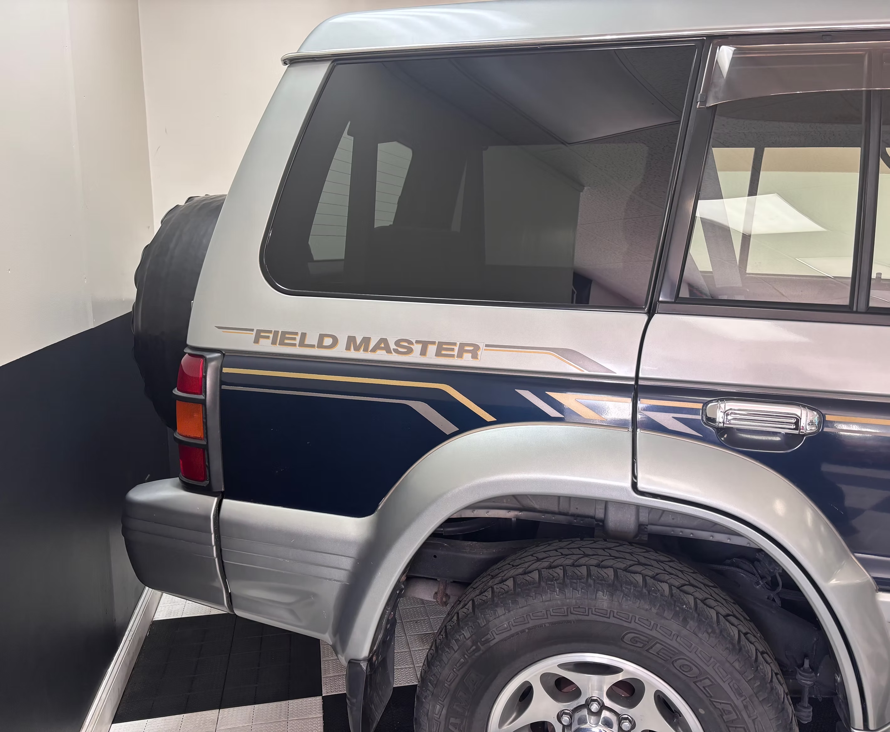 1997 Mitsubishi Pajero Field Master