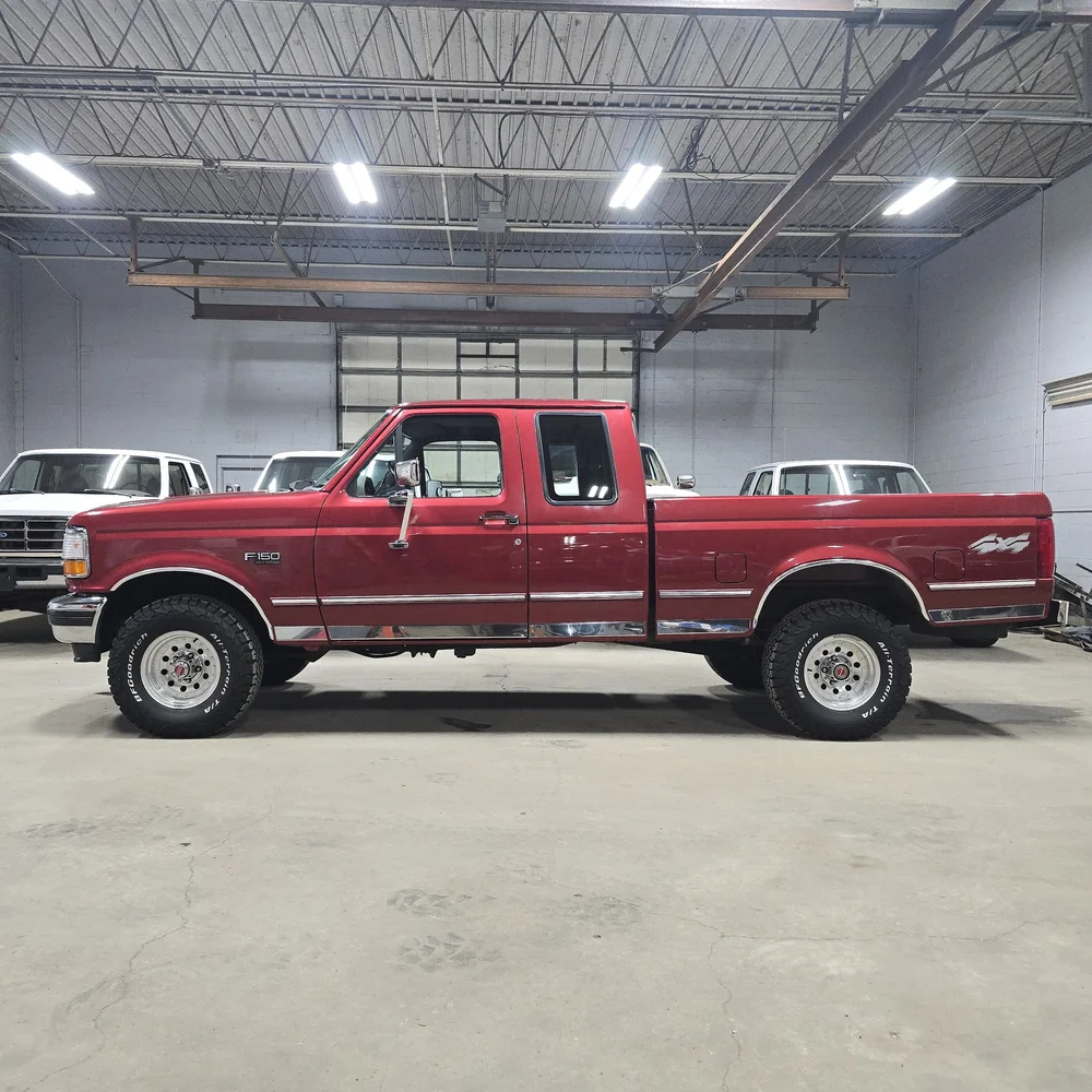 1993 Ford F-150 XLT - 2
