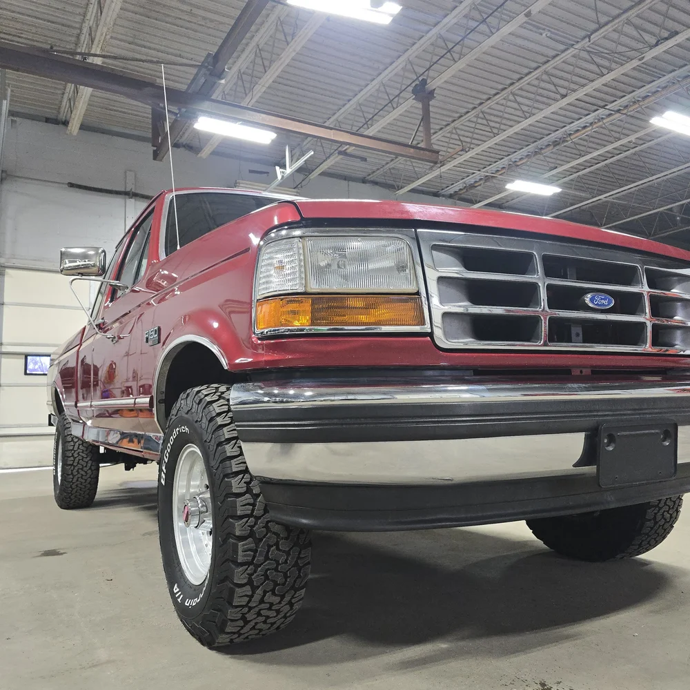 1993 Ford F-150 XLT - 4