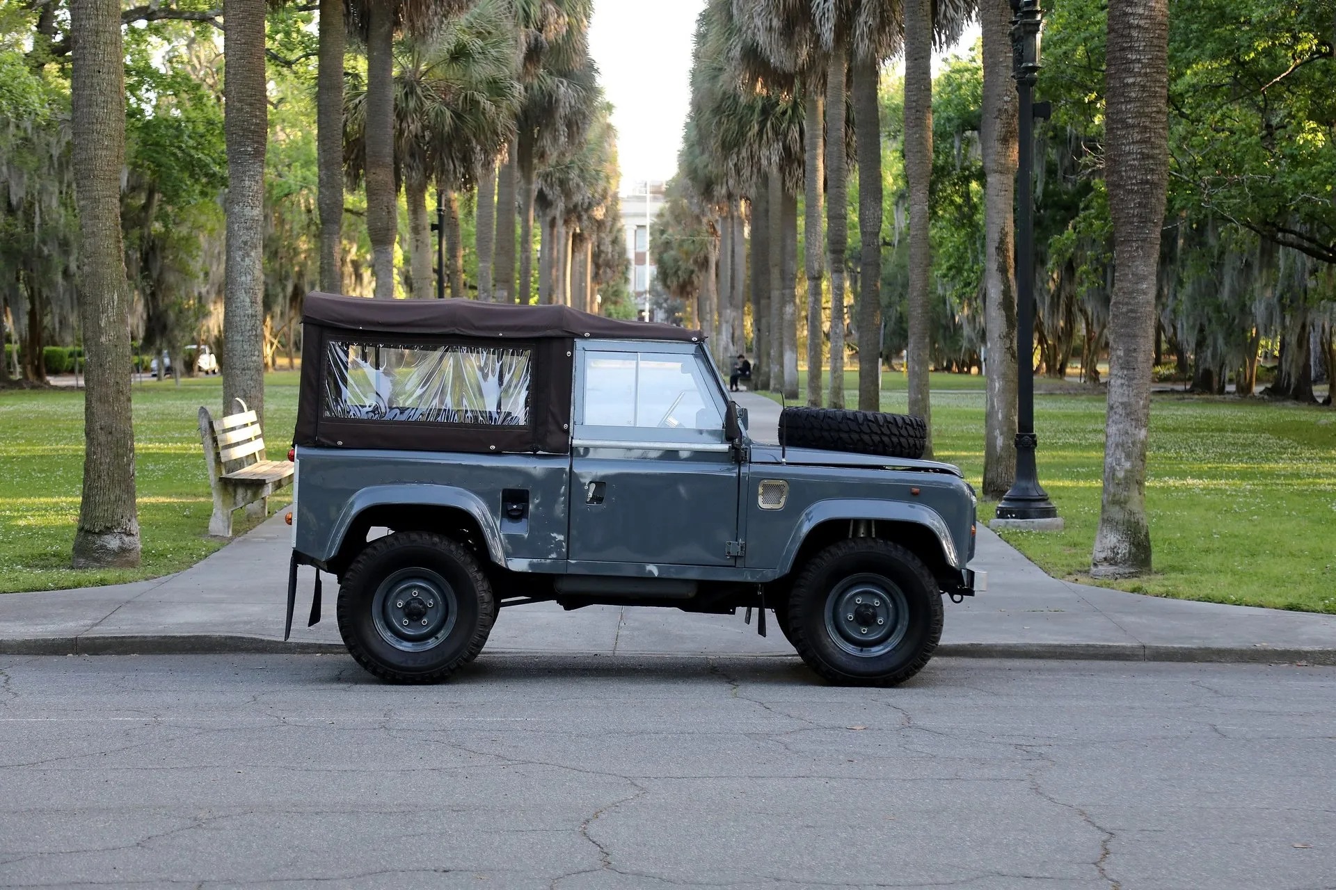 1997 Land Rover Defender 90 - 2