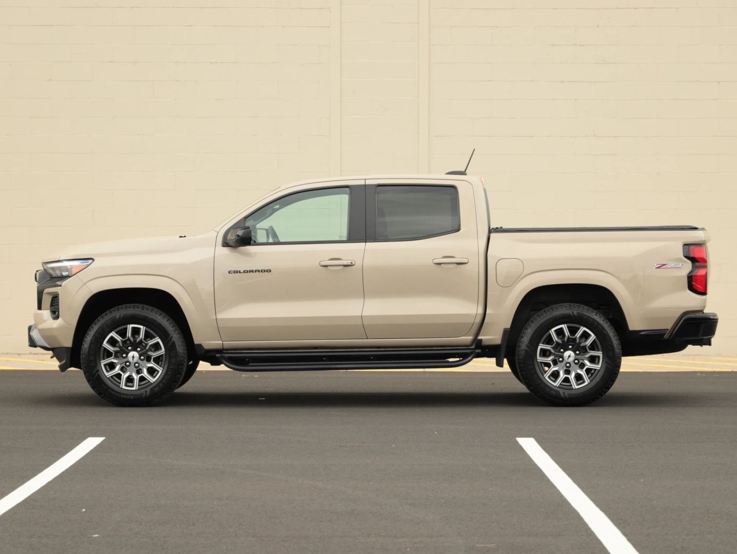 2023 Chevrolet Colorado Z71 - 5