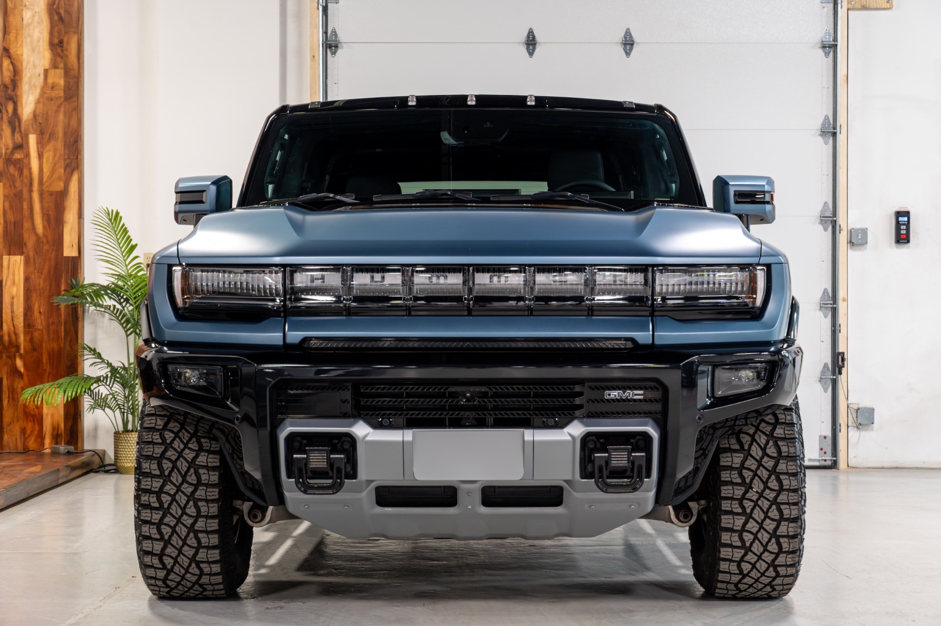 2024 GMC Hummer Omega Edition - 3