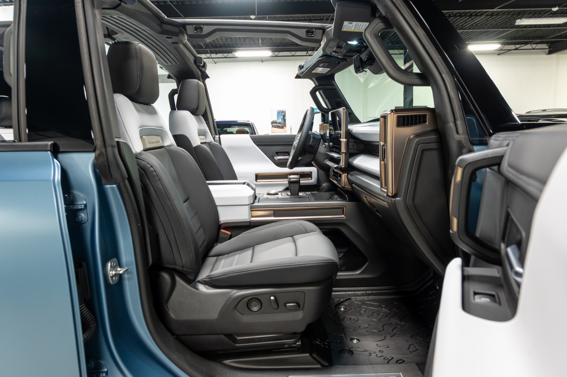 2024 GMC Hummer Omega Edition