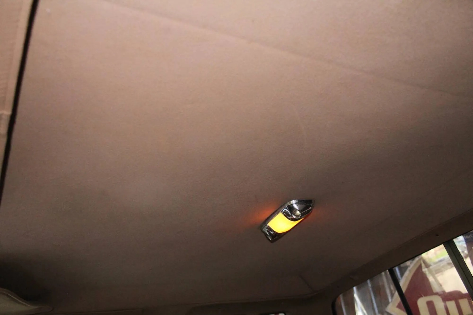 1987 Ford F-250 XLT Lariat