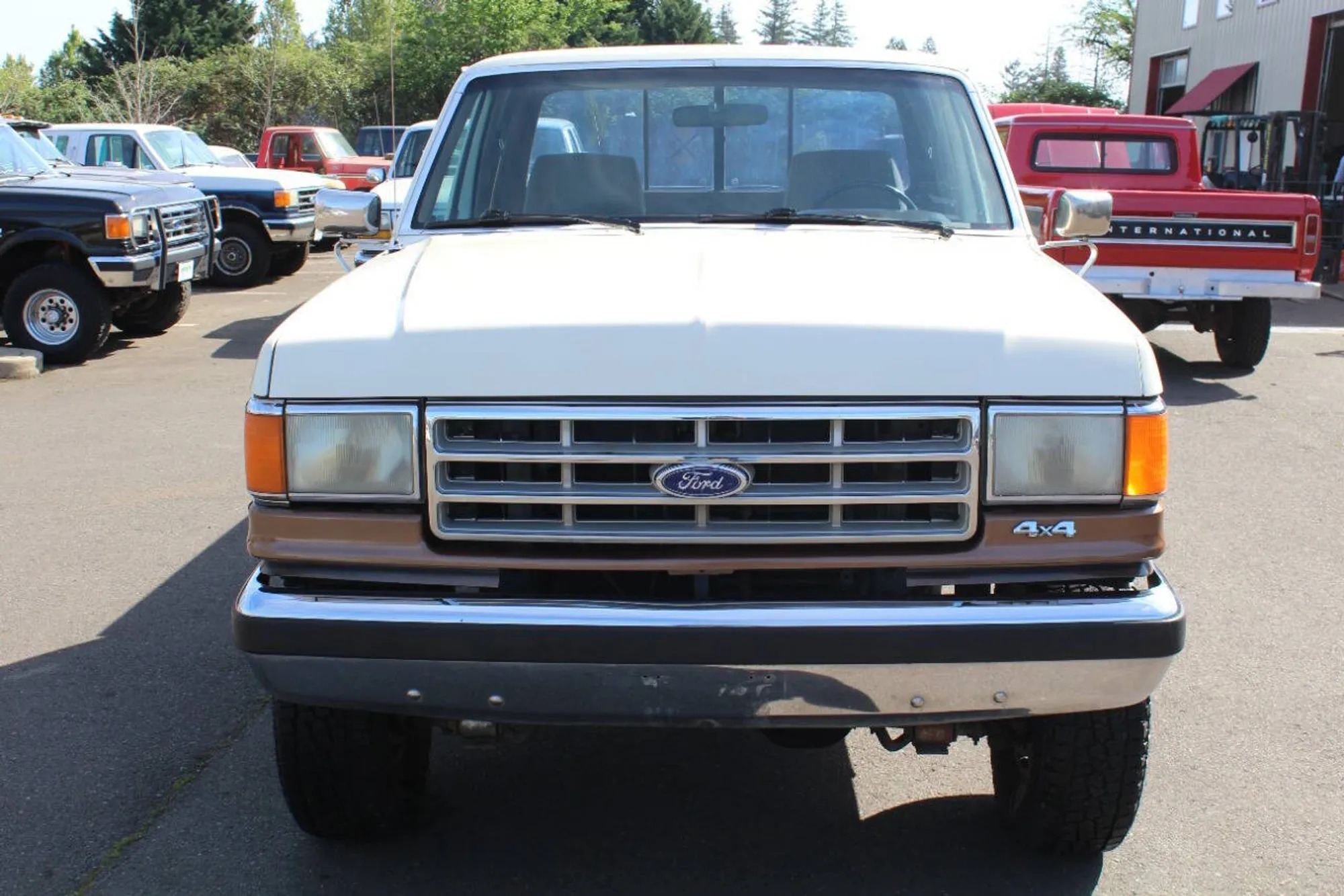 1987 Ford F-250 XLT Lariat - 4