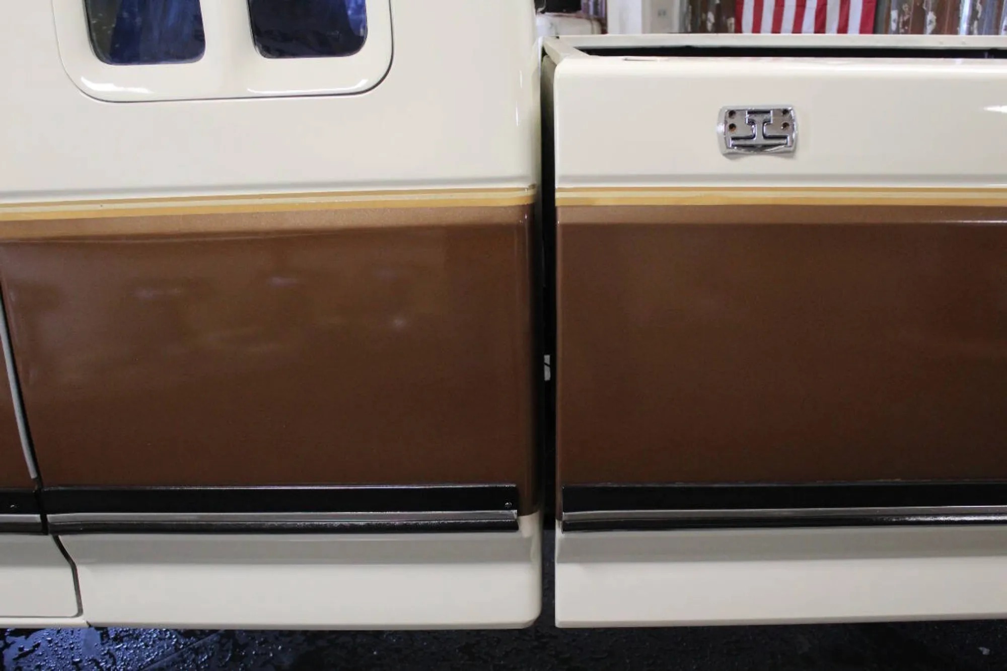 1987 Ford F-250 XLT Lariat