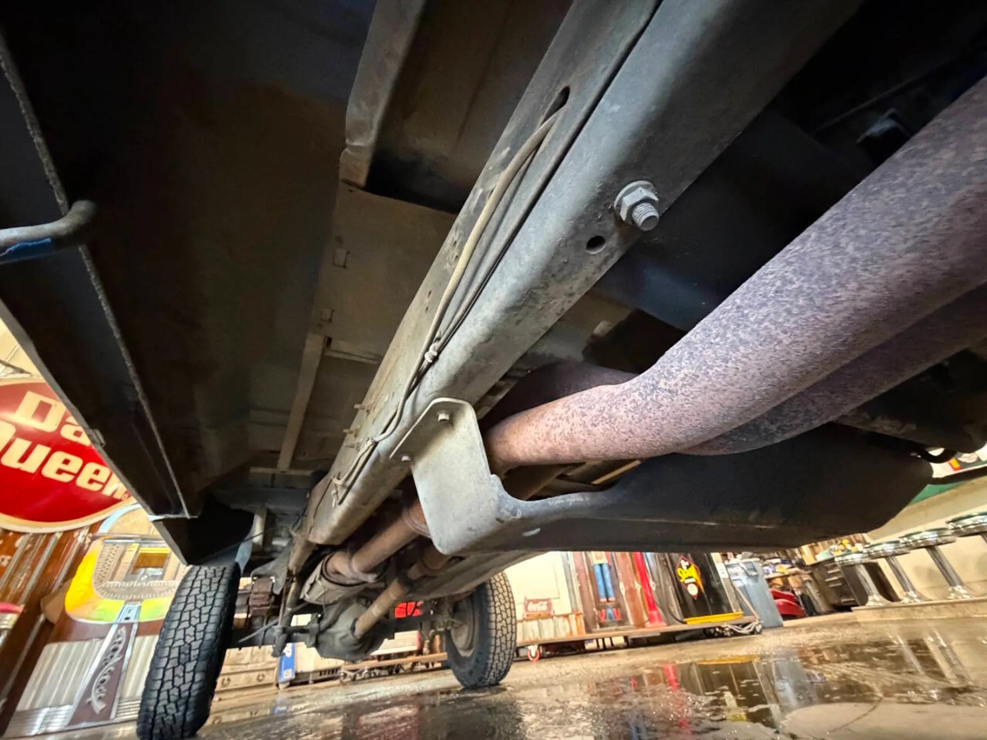 1987 Ford F-250 XLT Lariat