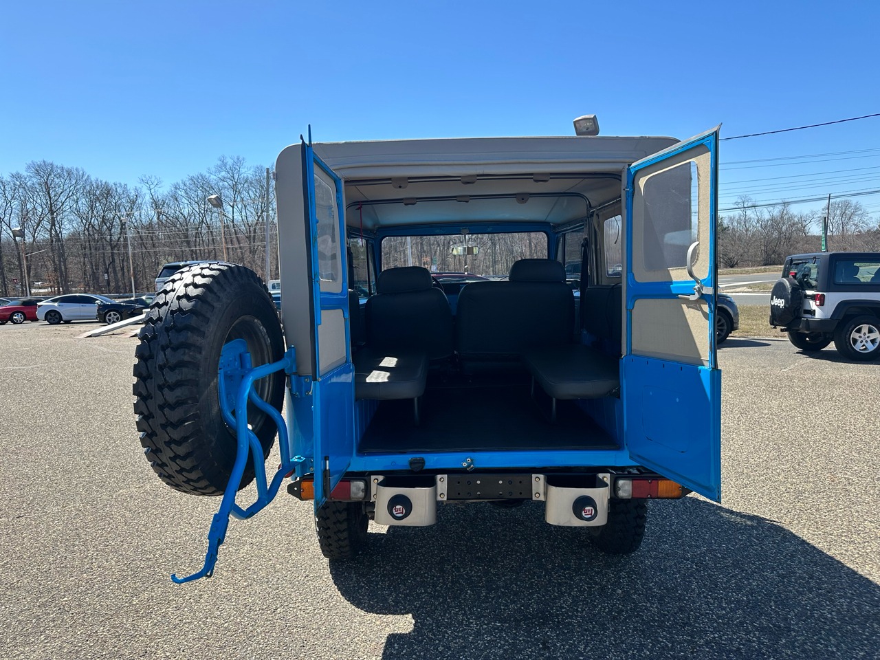 Restored 1979 Toyota Land Cruiser FJ43