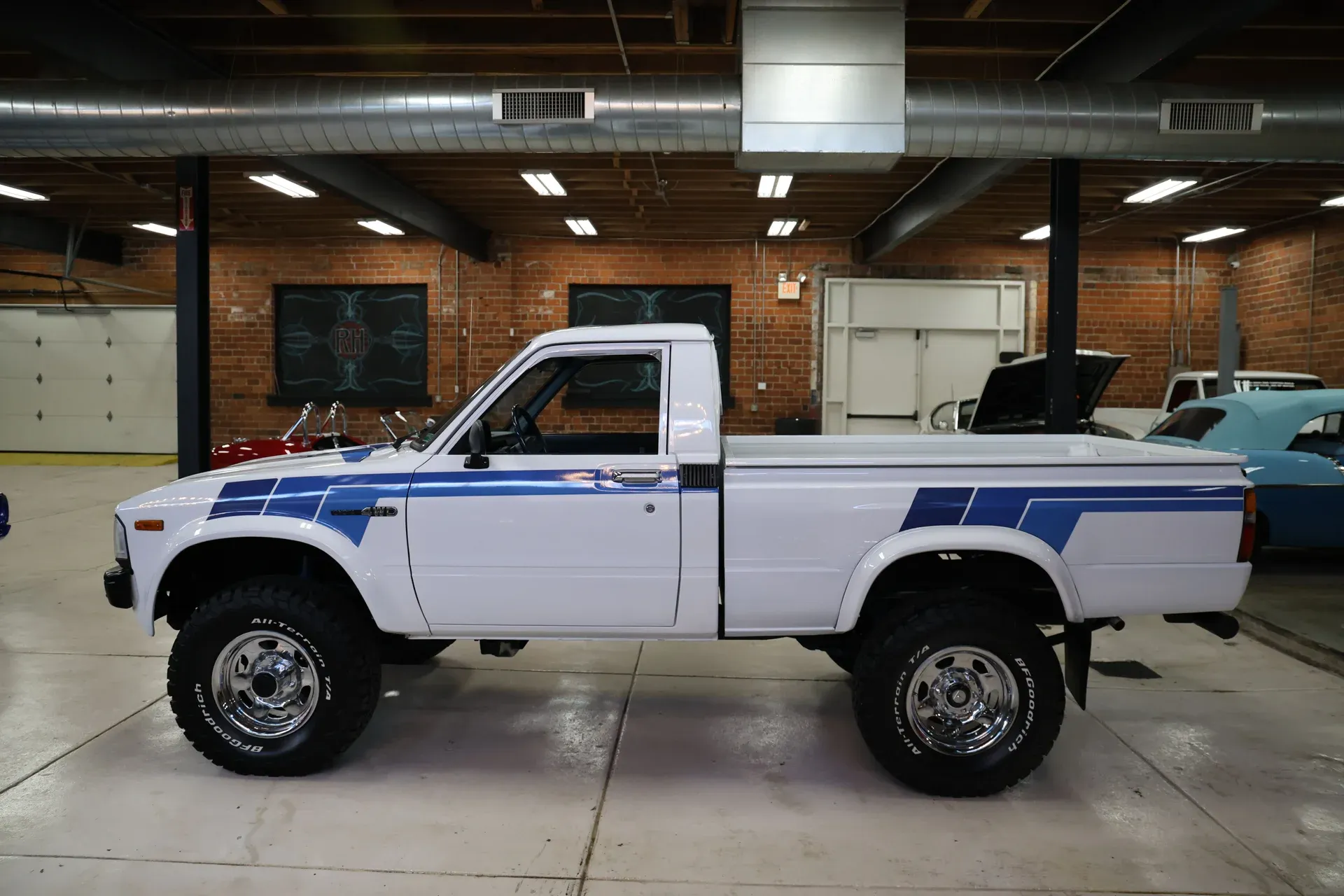 1982 Toyota Pickup Deluxe - 2