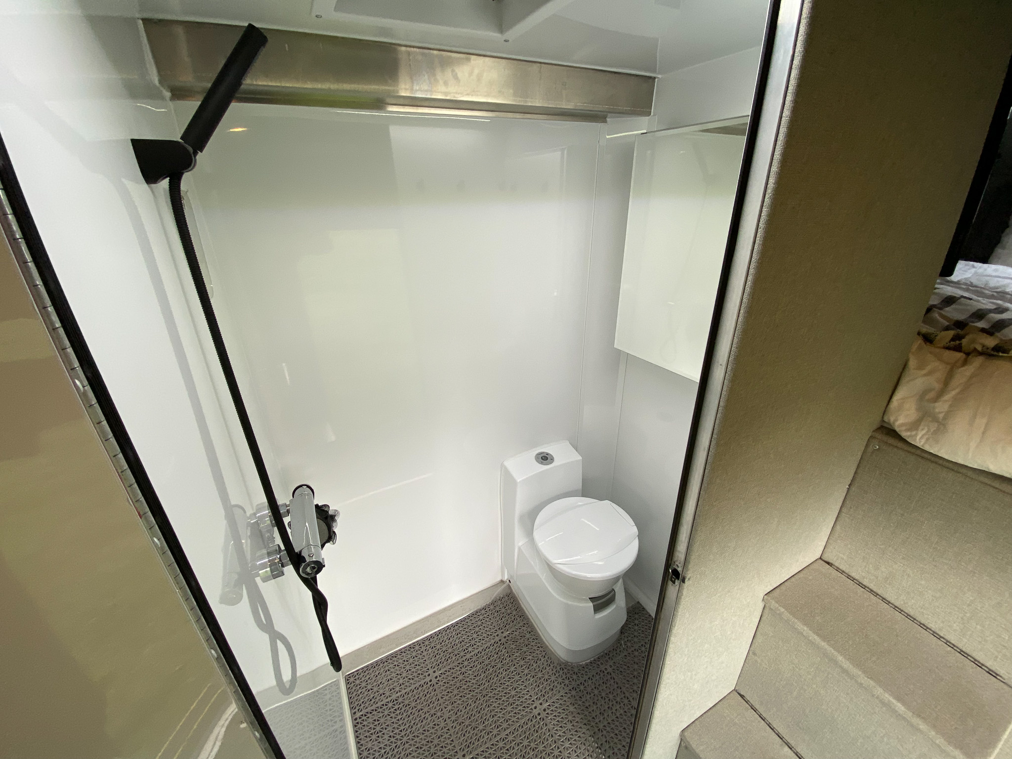 2022 Ford F-550 Adrenalin AWOL "Eleanor"