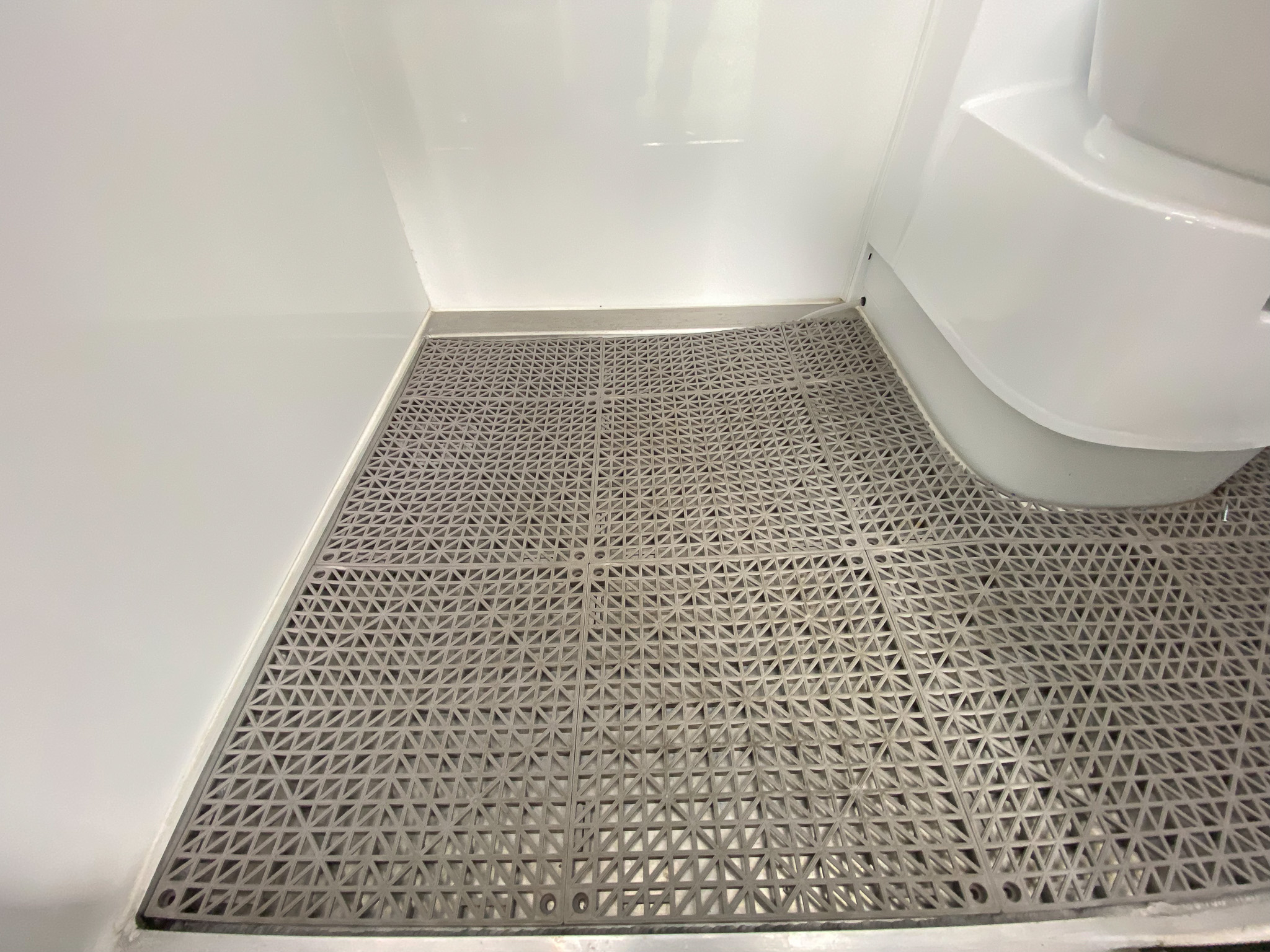 2022 Ford F-550 Adrenalin AWOL "Eleanor"