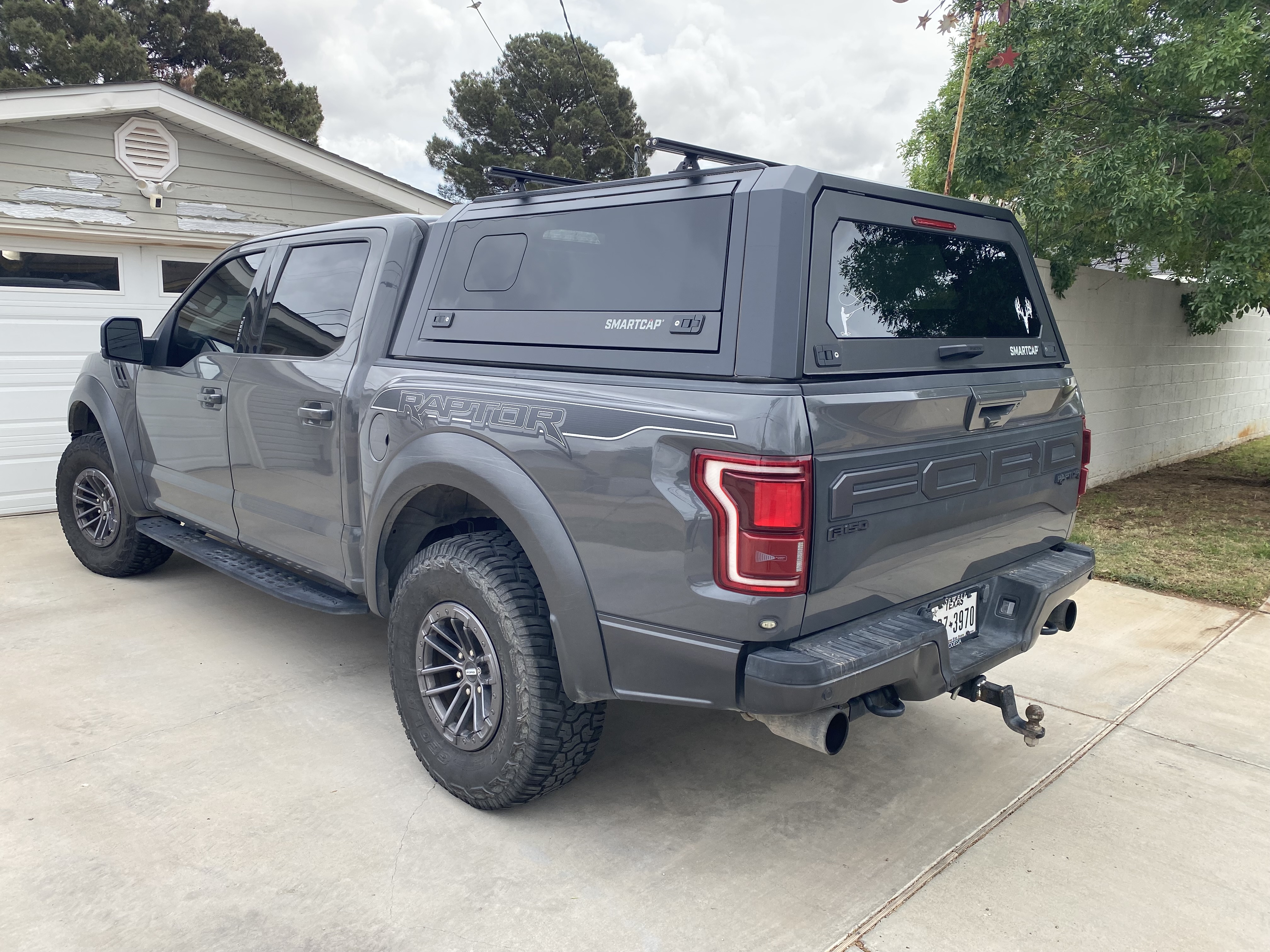 2020 Ford F-150 Raptor - 4