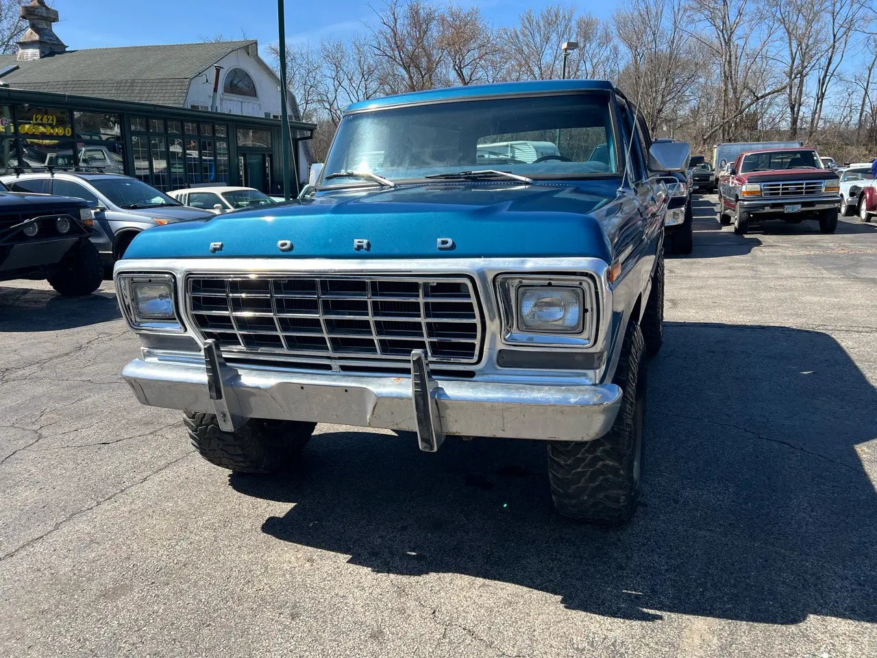 1979 Ford Bronco - 2