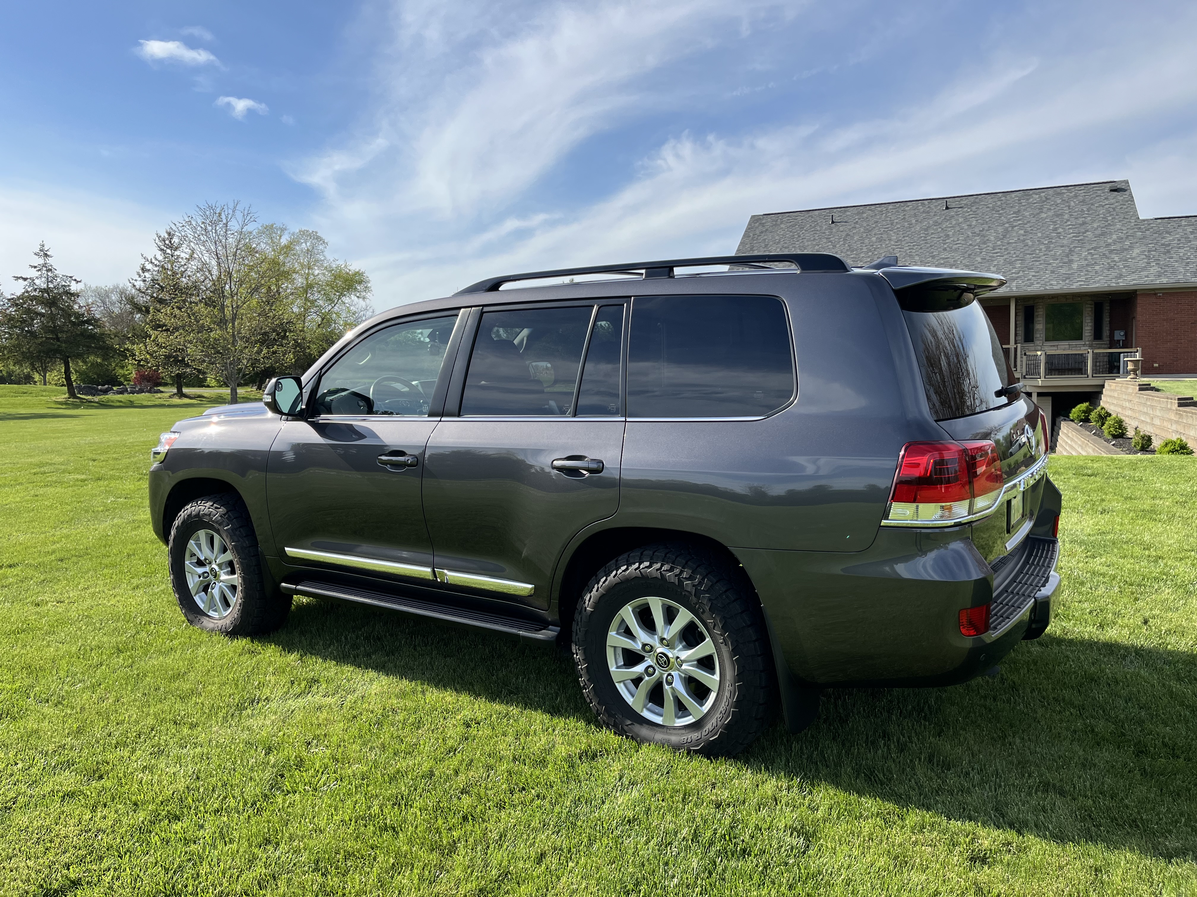 2021 Toyota Land Cruiser
