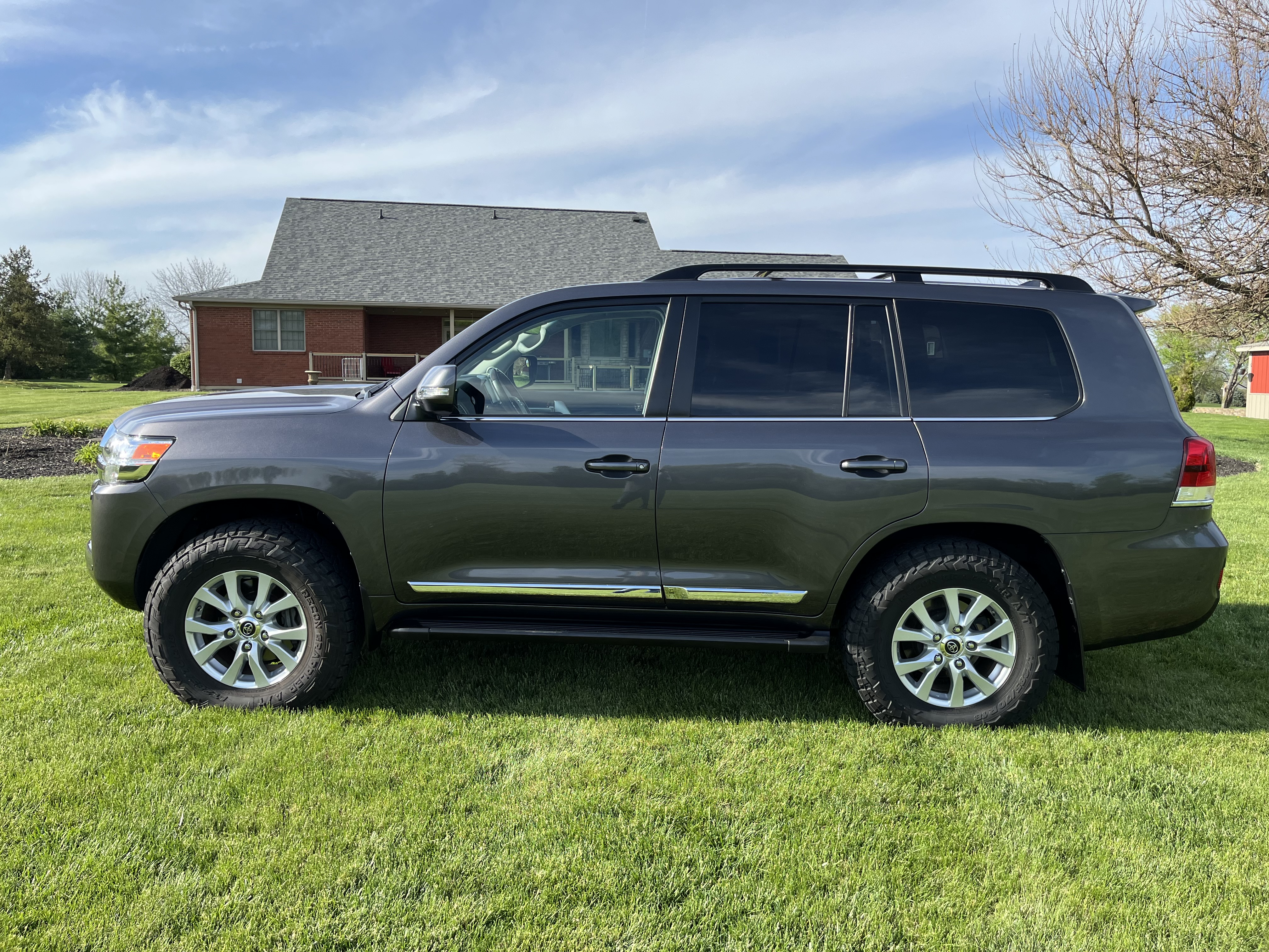 2021 Toyota Land Cruiser
