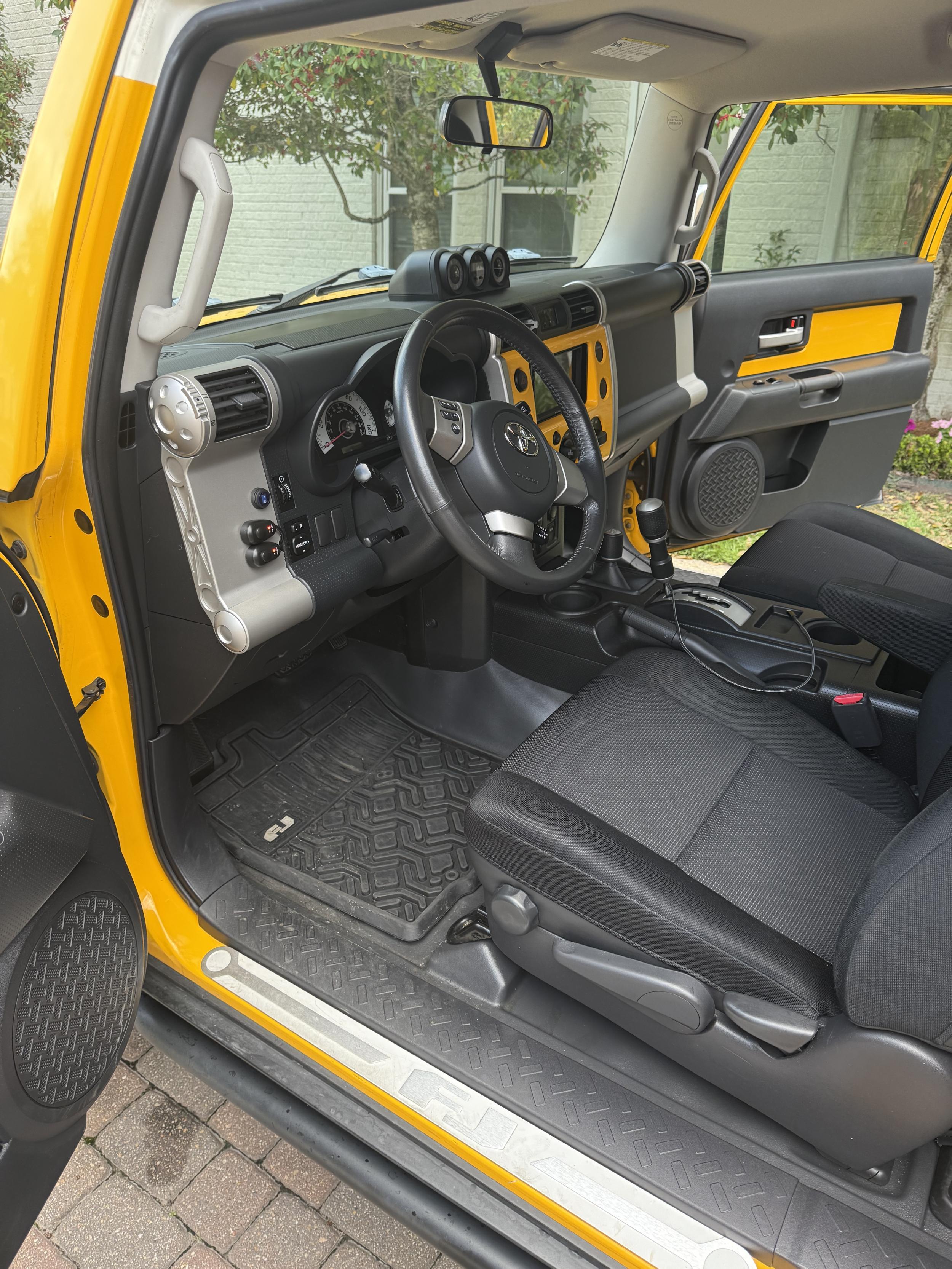 35k-Mile 2007 Toyota FJ Cruiser