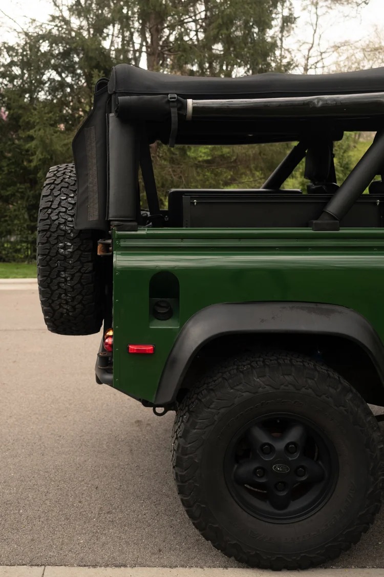 1995 Land Rover Defender 90 NAS