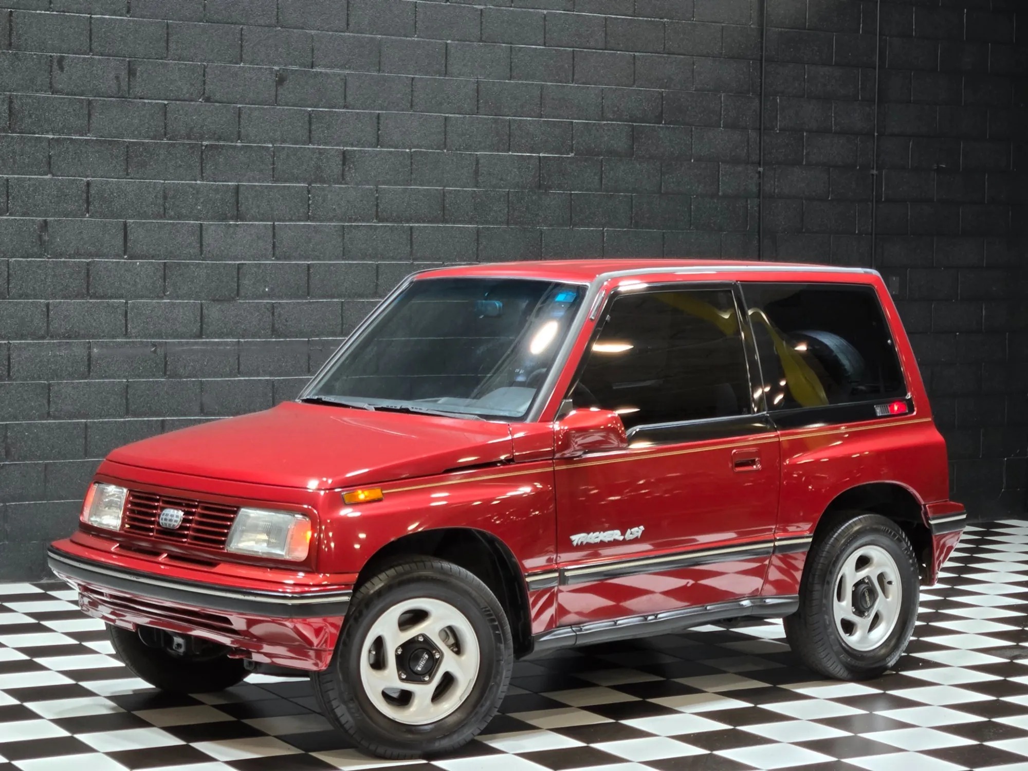 1-Owner 1995 Geo Tracker LSI