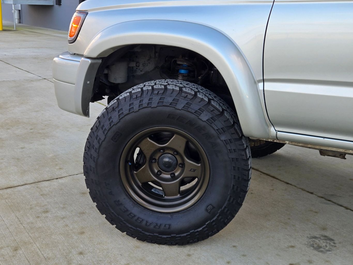 2000 Toyota 4Runner SR5