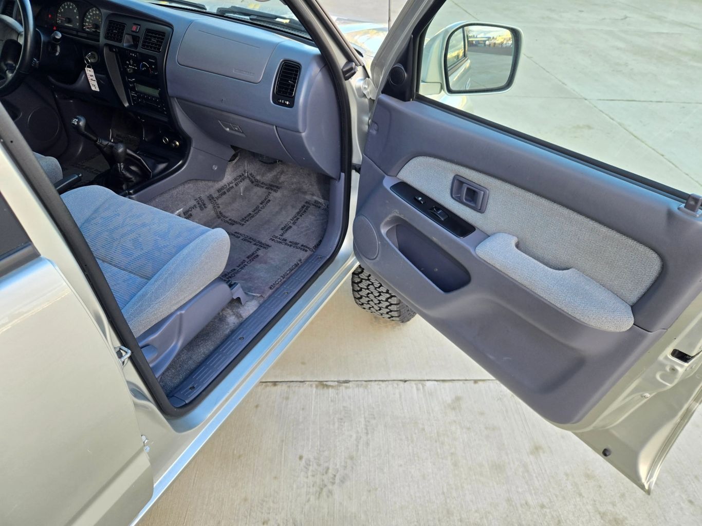 2000 Toyota 4Runner SR5