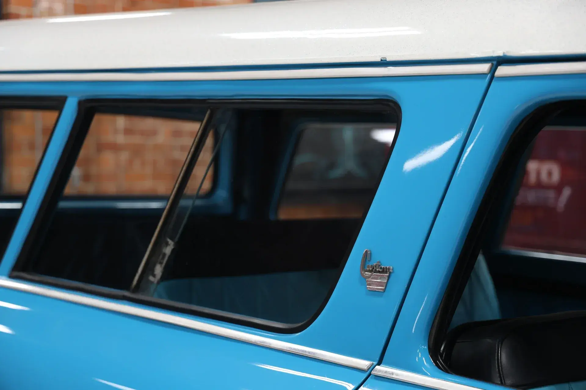 1966 GMC Carryall Suburban