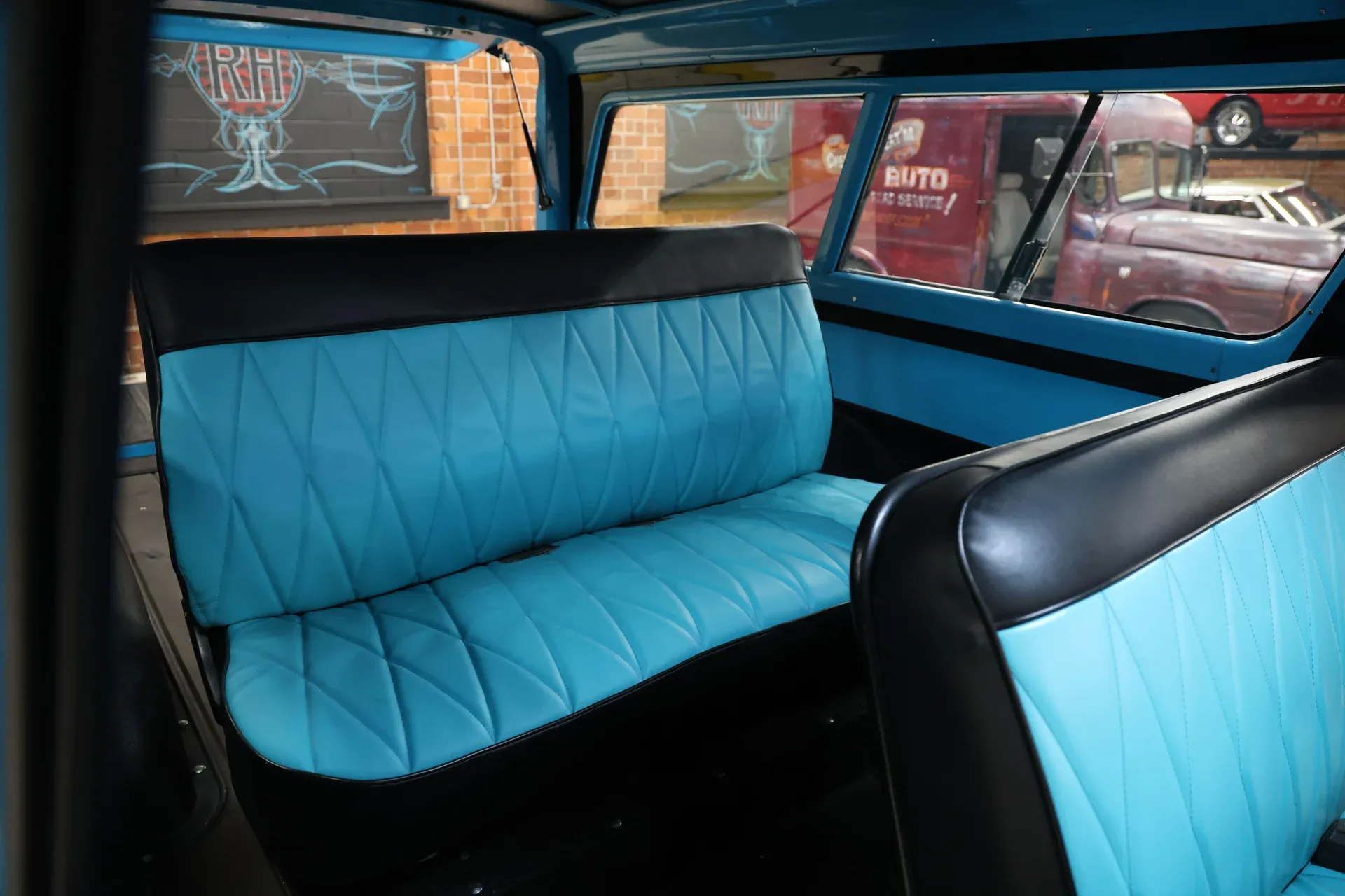 1966 GMC Carryall Suburban