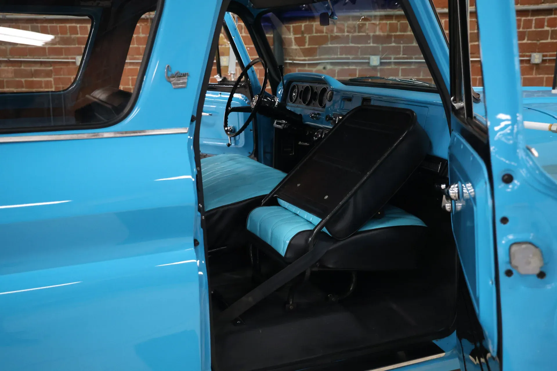 1966 GMC Carryall Suburban