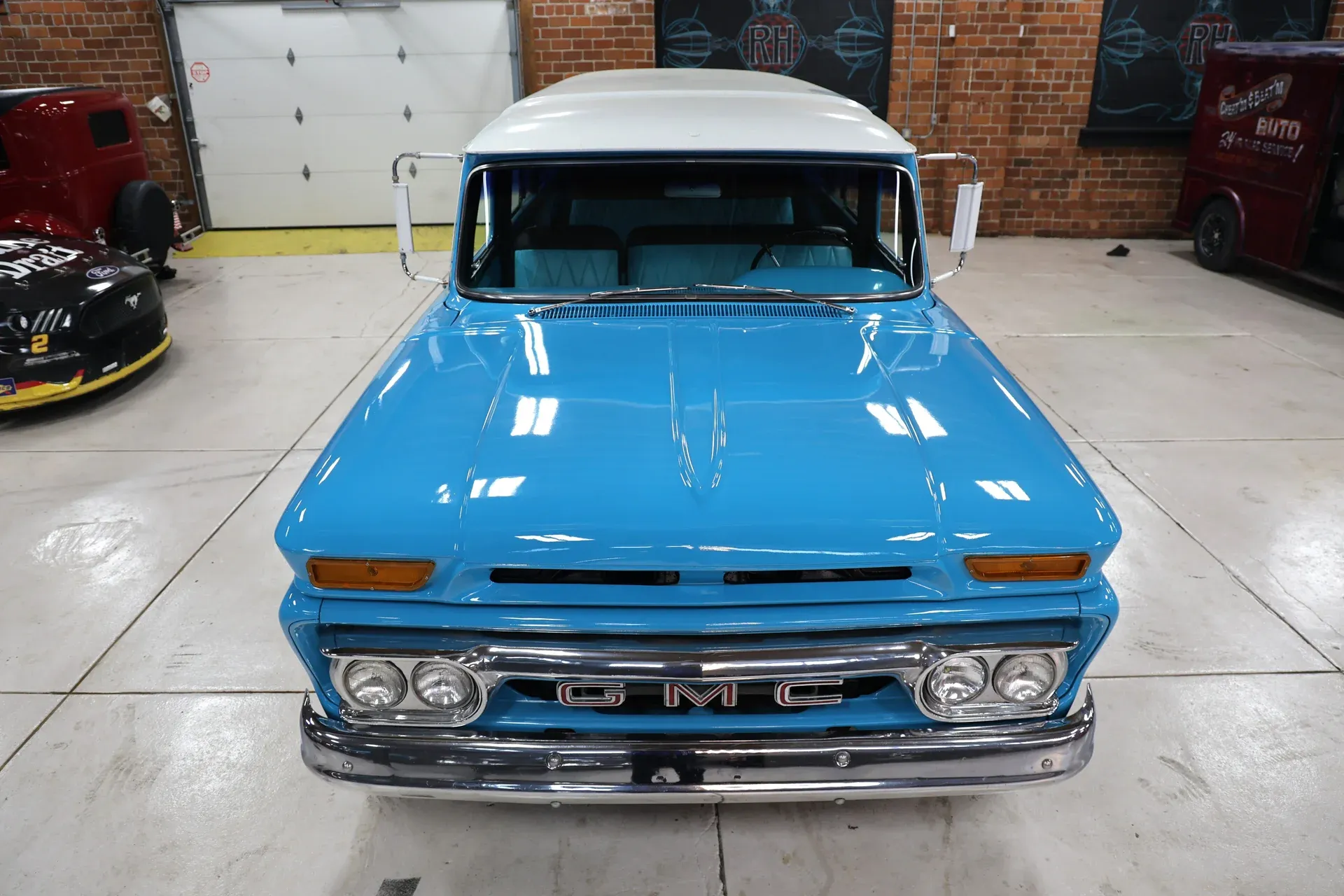 1966 GMC Carryall Suburban - 4