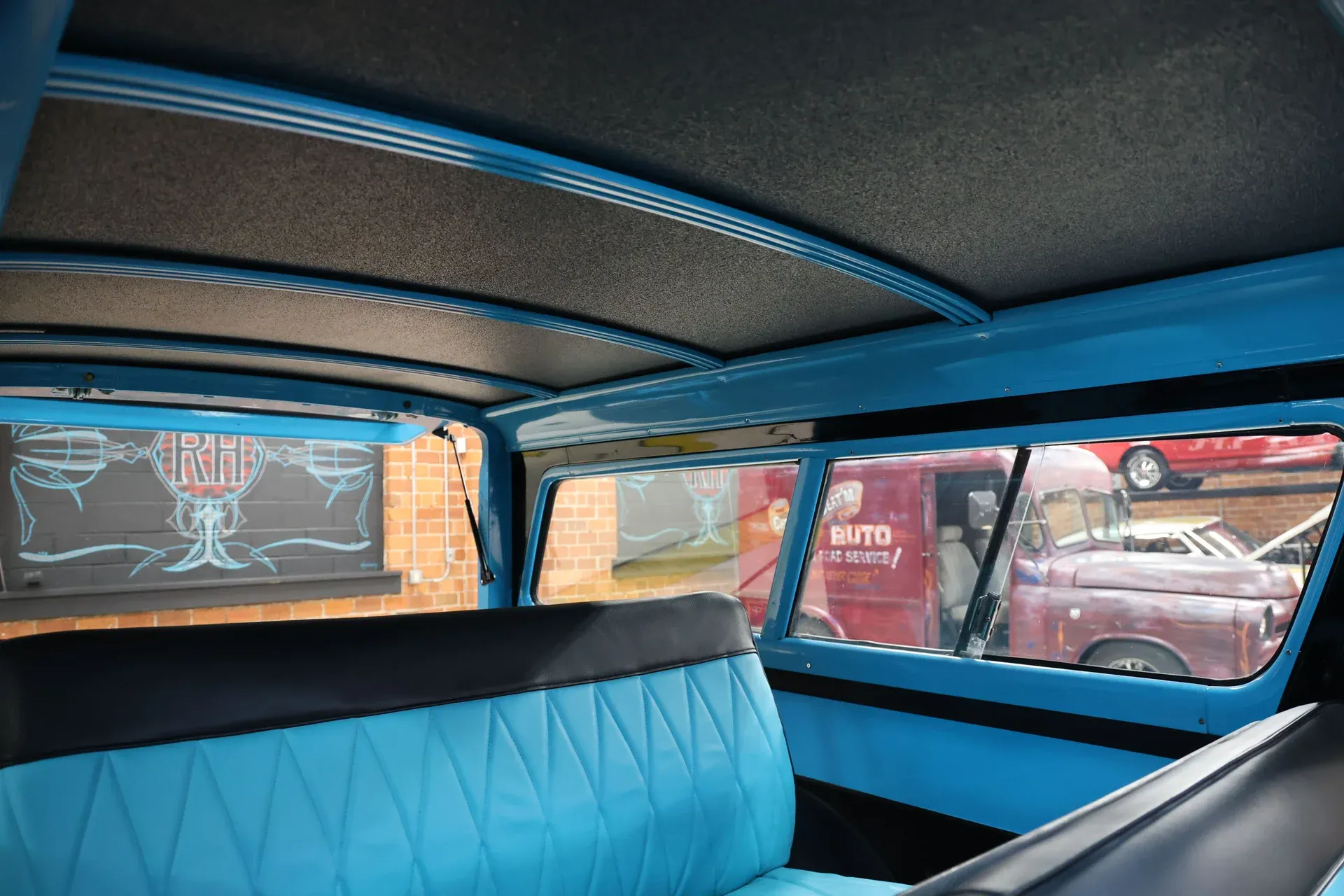 1966 GMC Carryall Suburban