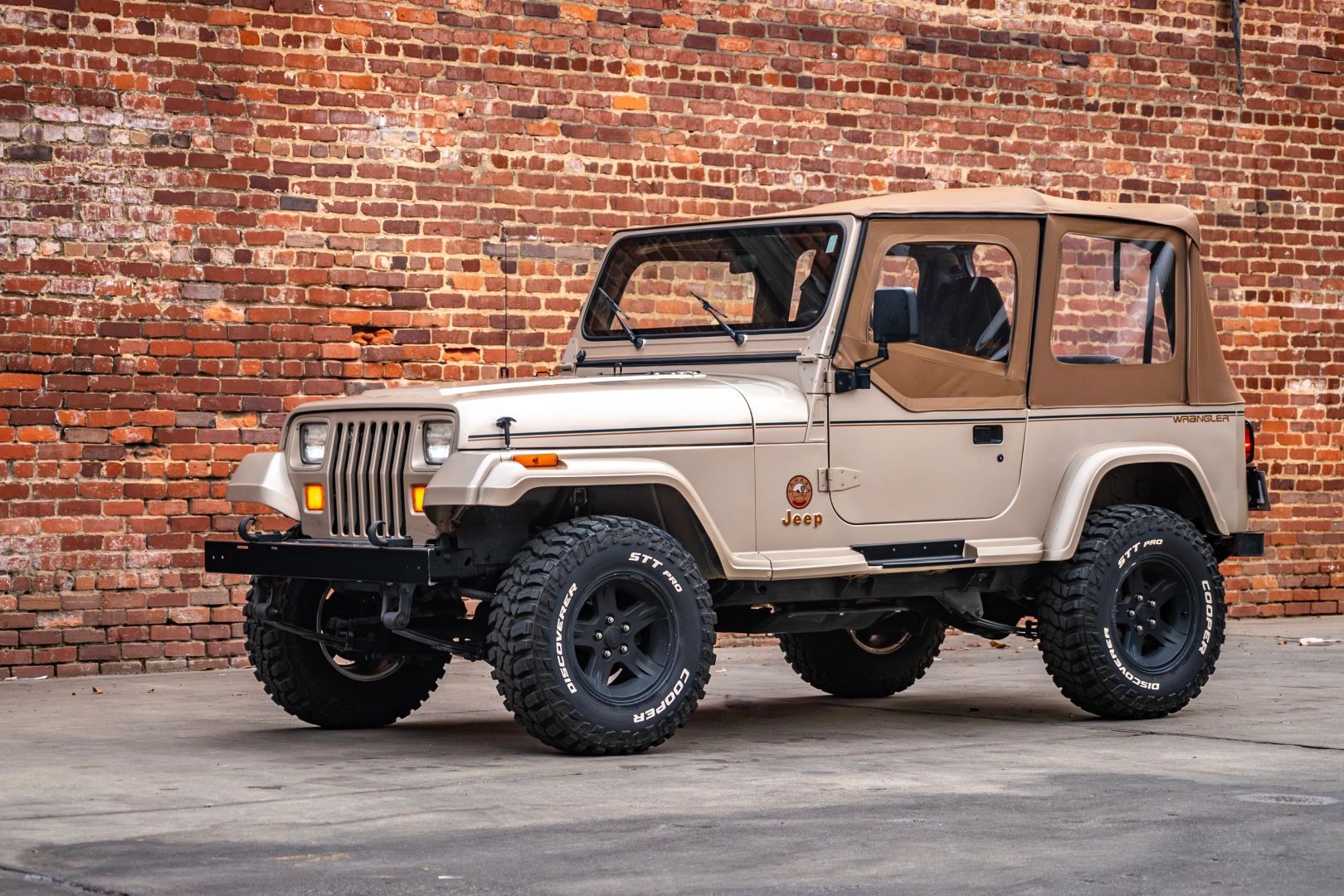 1993 Jeep Wrangler Sahara