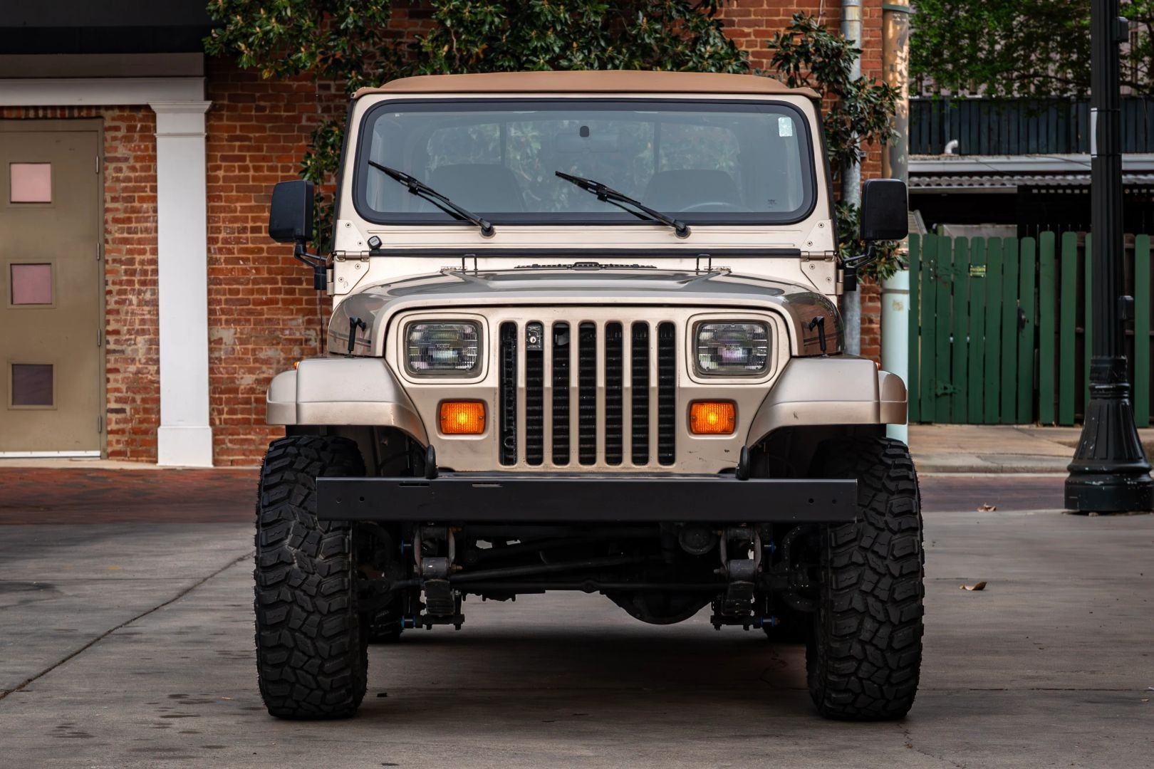 1993 Jeep Wrangler Sahara - 4